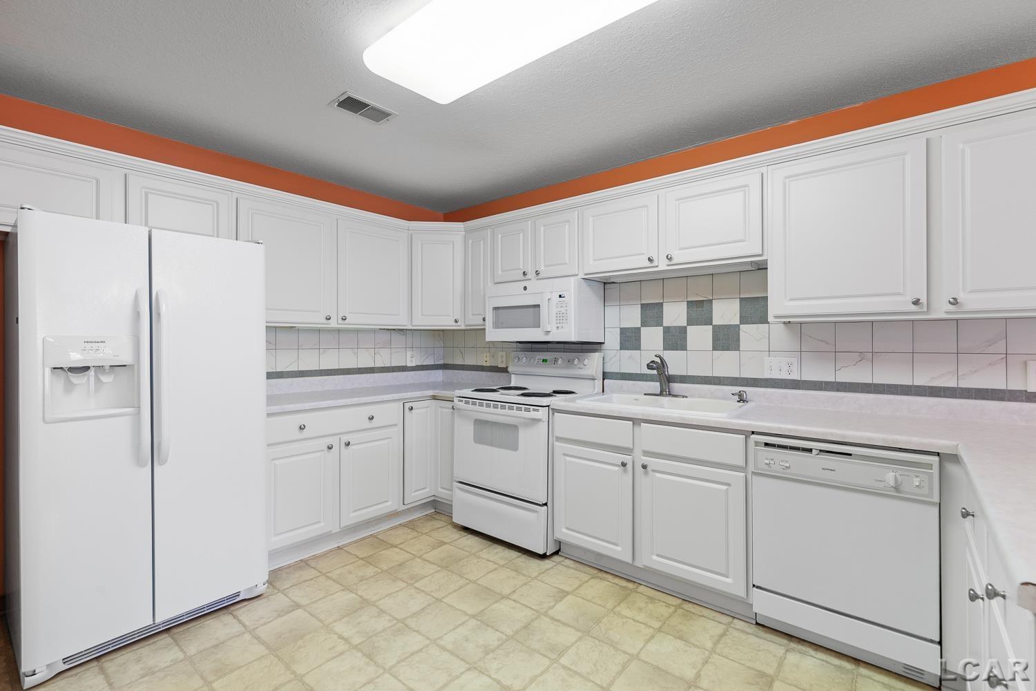 2303 Lakewood Drive, Adrian, MI, 49221