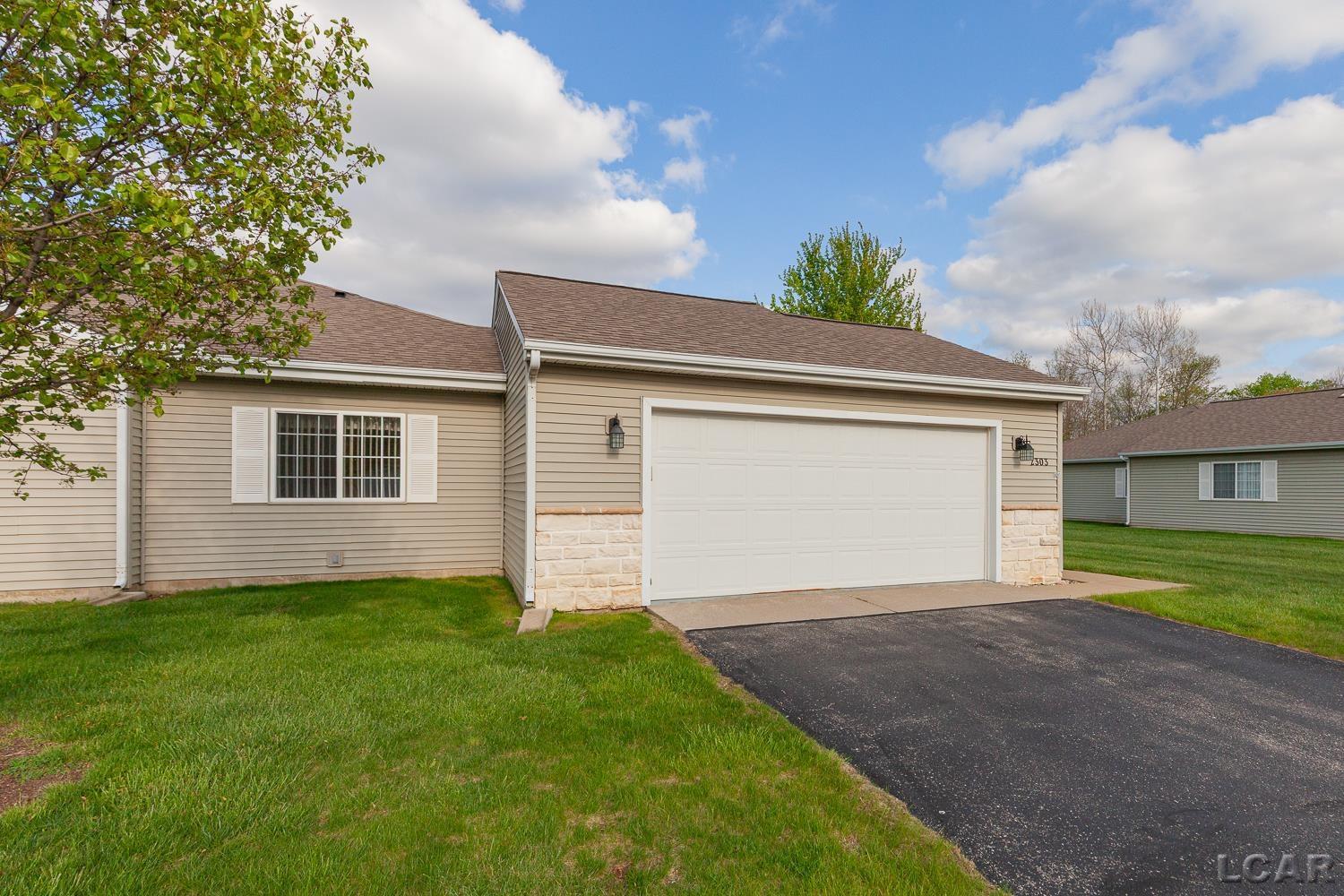 2303 Lakewood Drive, Adrian, MI, 49221