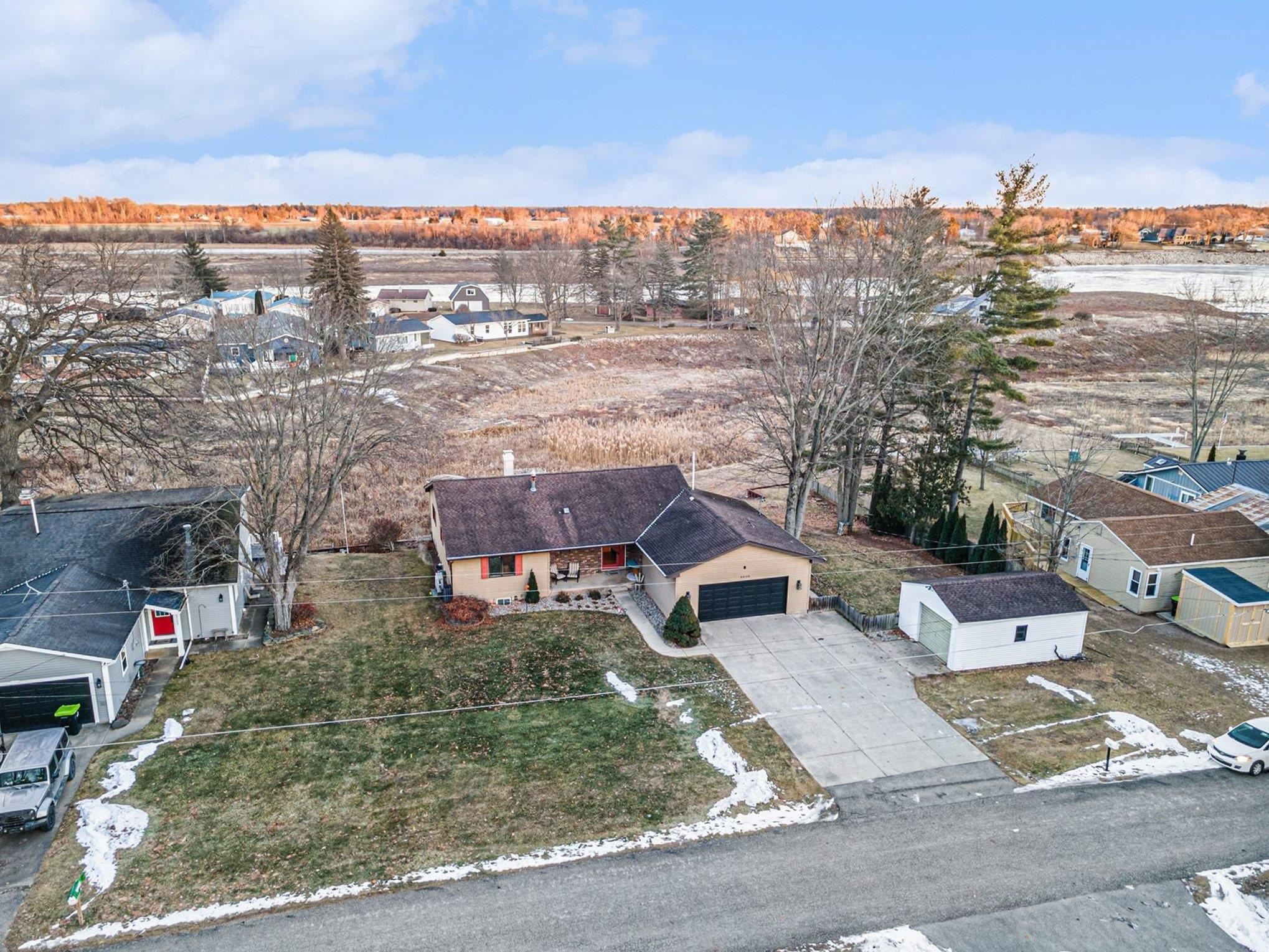 Homes for sale in Beaverton, MI | 5505 Red Oak Dr, Beaverton, MI 48612 | MLS# 50197703