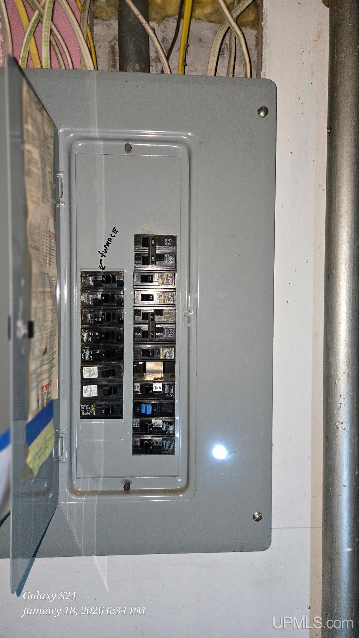 607 Washington Avenue, Iron River, MI, 49935