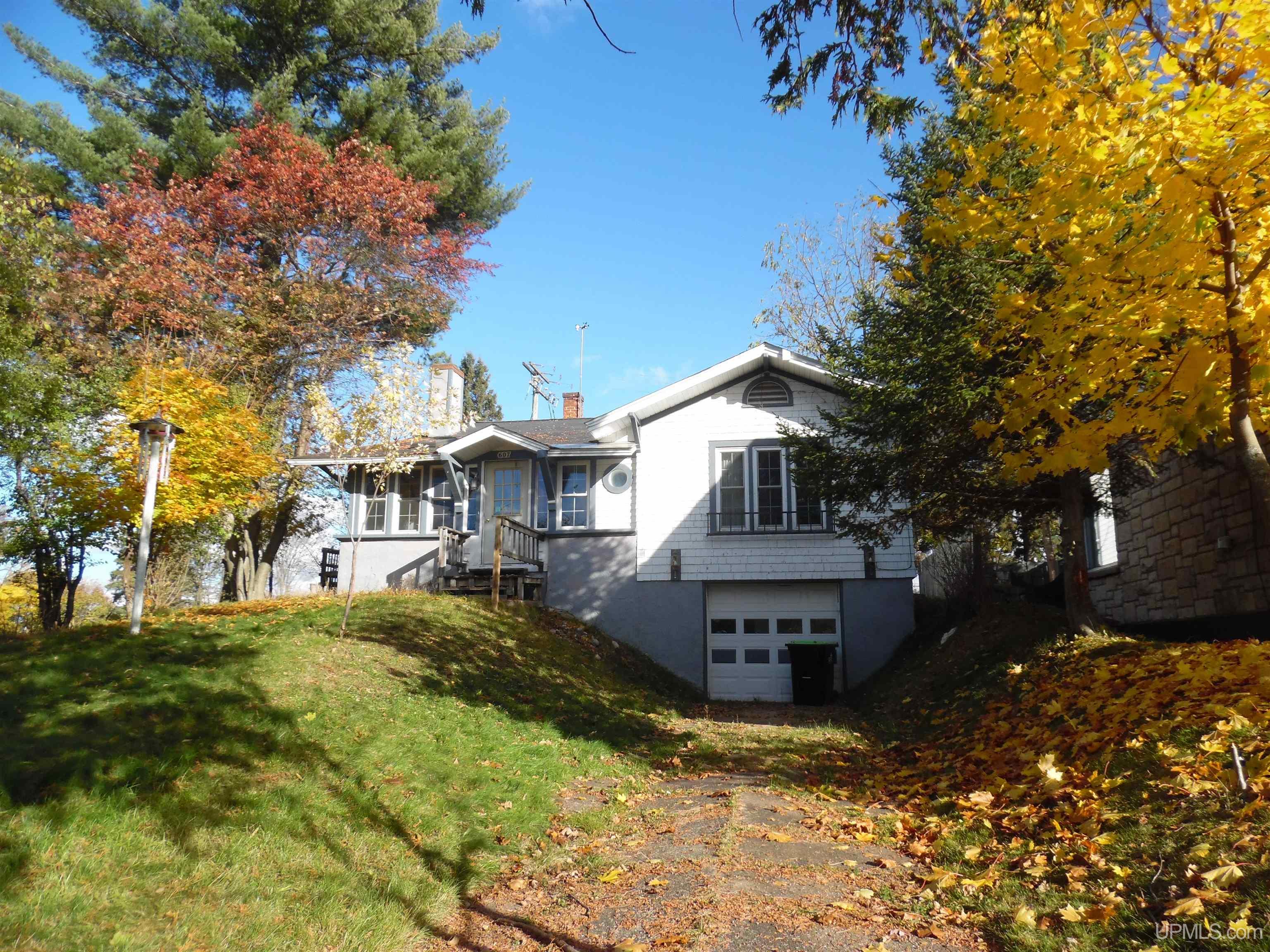 607 Washington Avenue, Iron River, MI, 49935