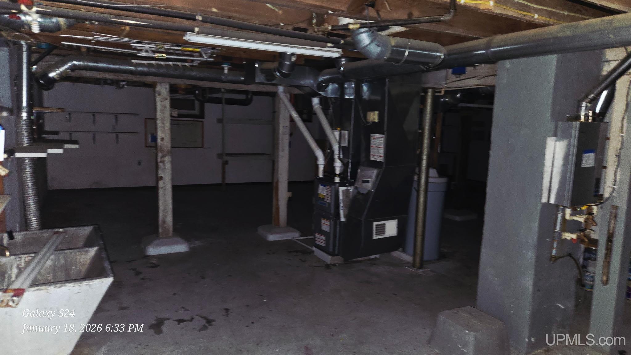 607 Washington Avenue, Iron River, MI, 49935