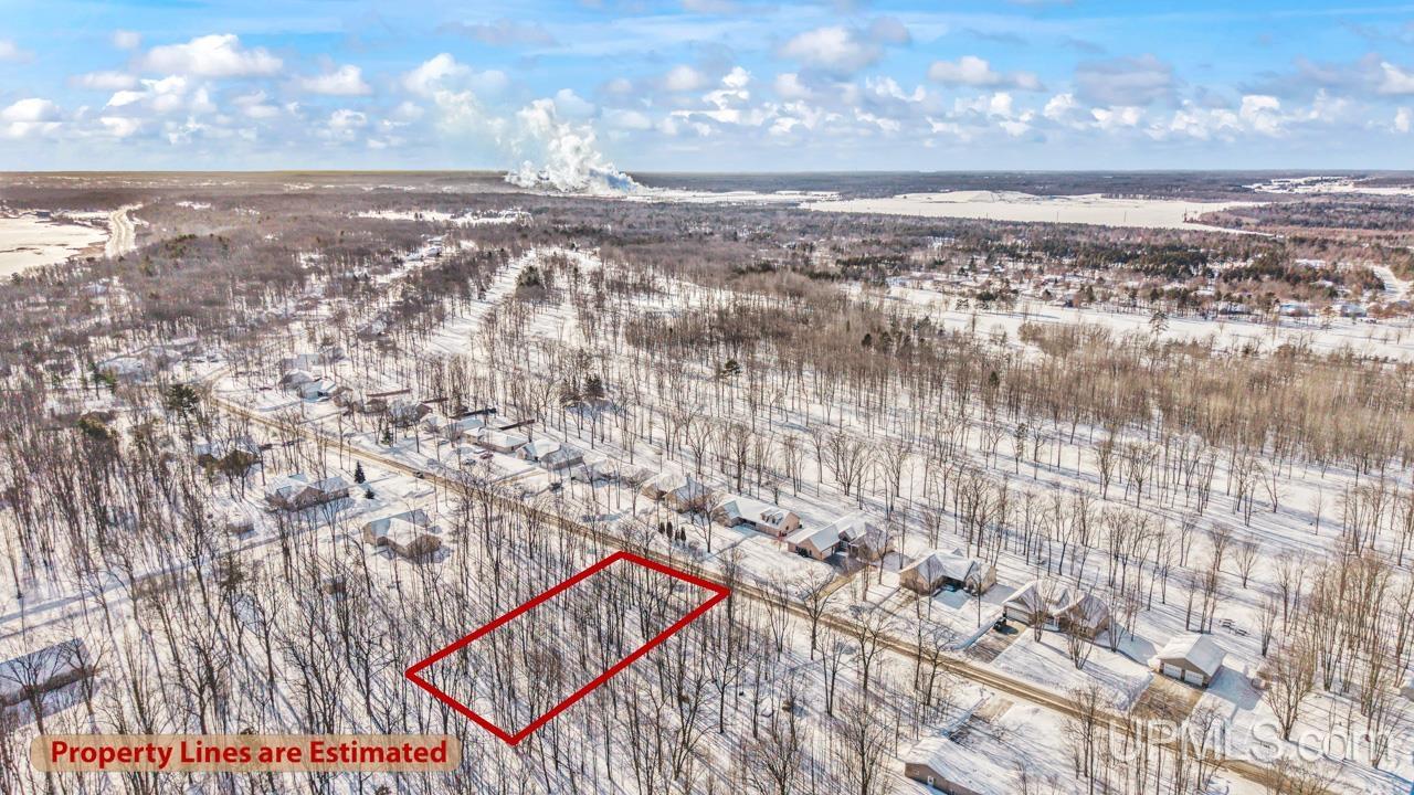 57 Tipperary Road, Gladstone, MI, 49837