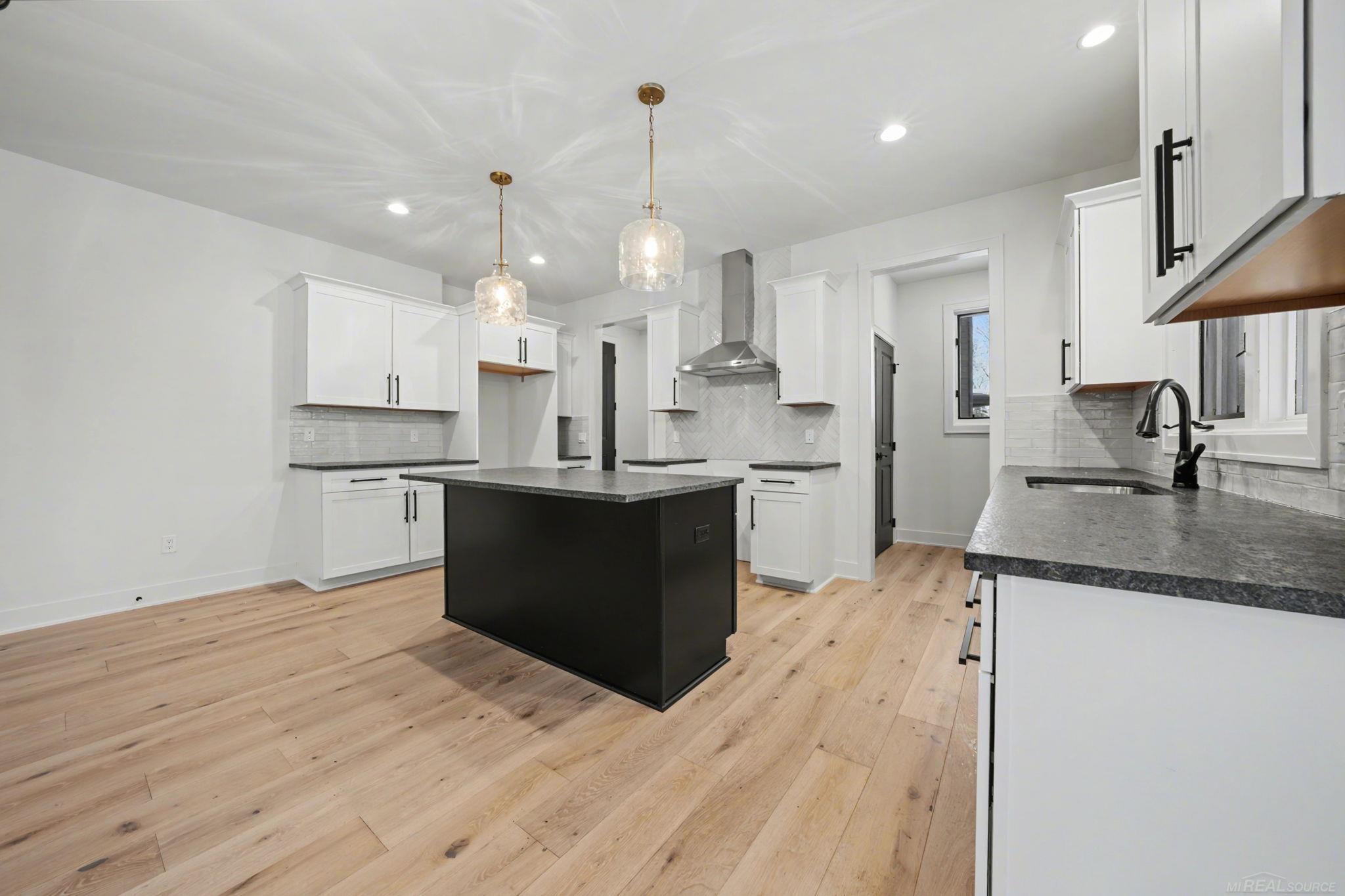 54729 Camden Court, Shelby Twp, MI, 48316