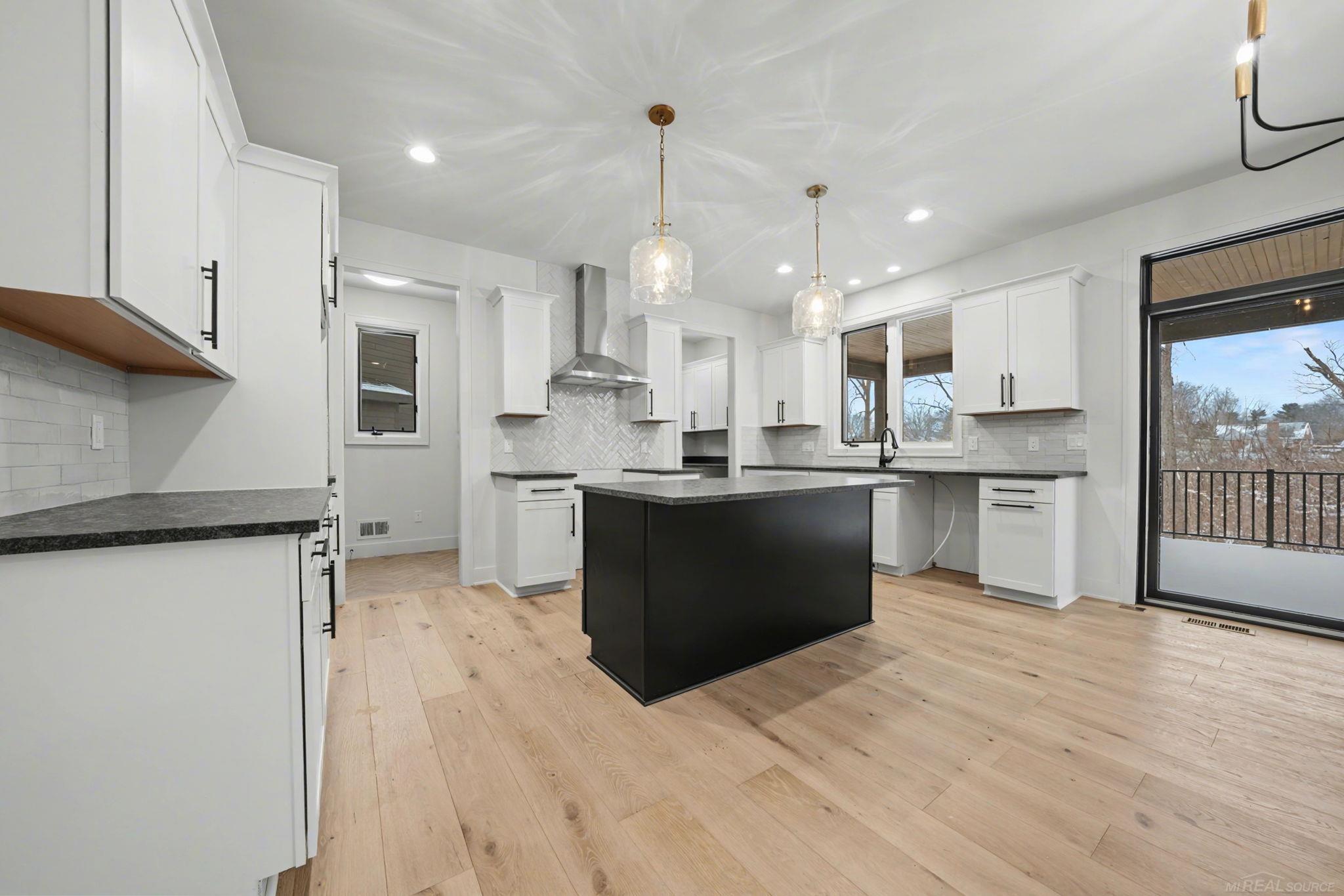 54729 Camden Court, Shelby Twp, MI, 48316