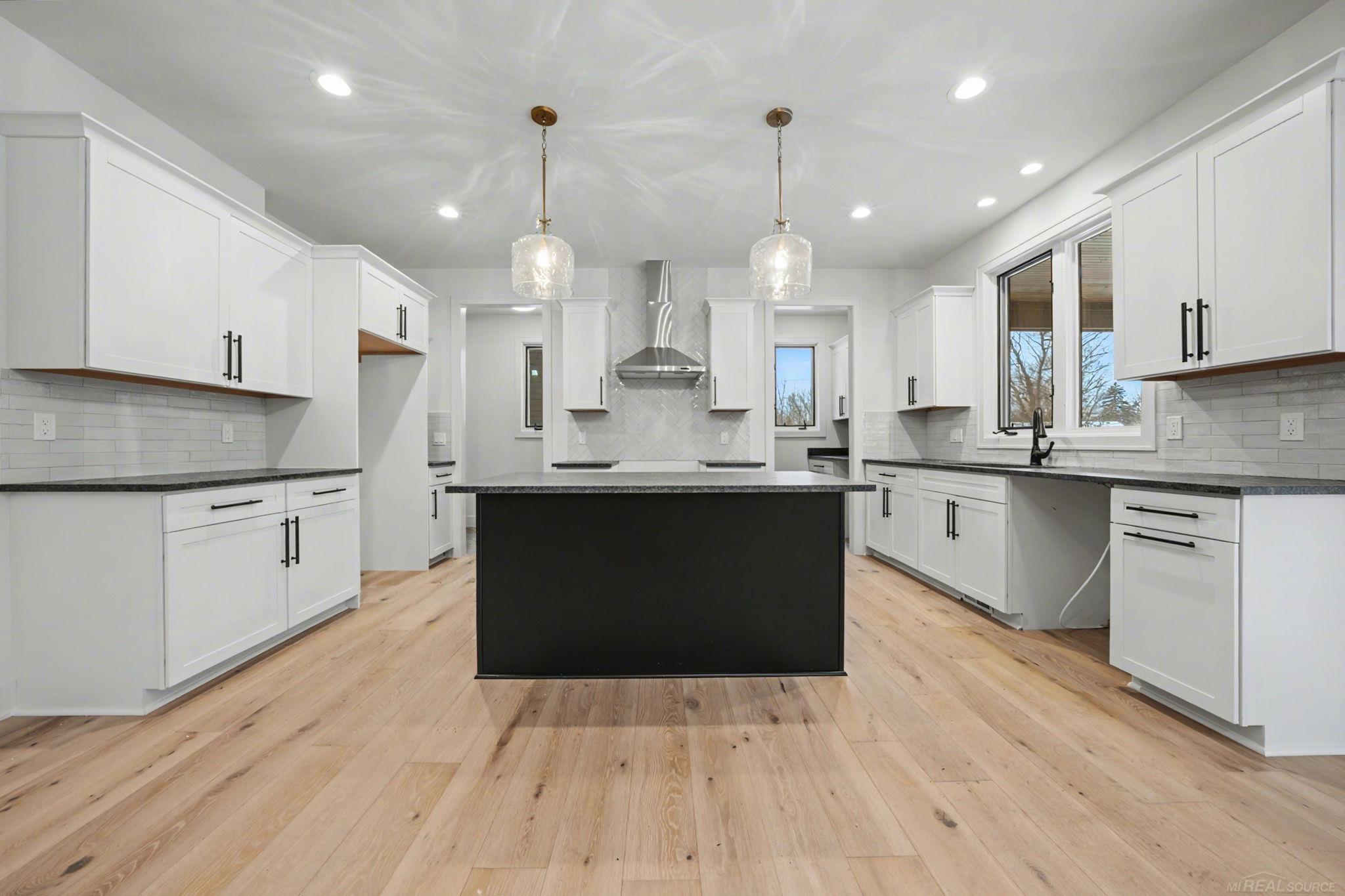 54729 Camden Court, Shelby Twp, MI, 48316