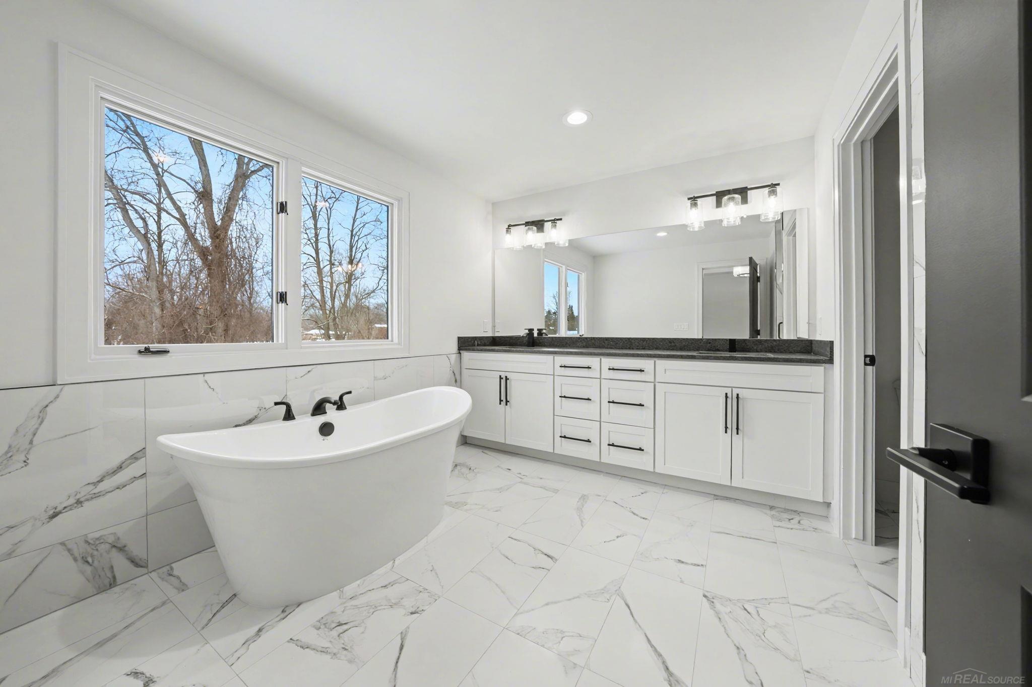 54729 Camden Court, Shelby Twp, MI, 48316