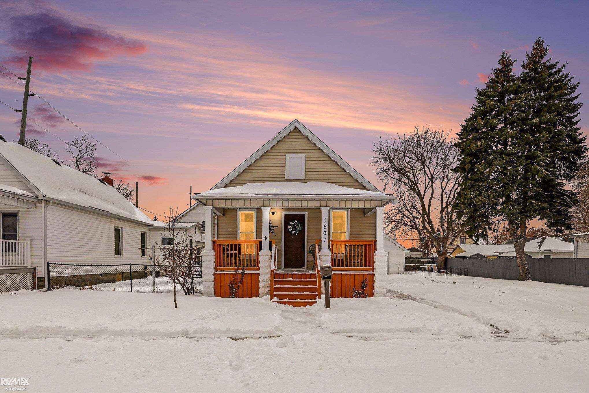 Homes for sale in Port Huron City St Clair, MI | 1507 Elk St, Port Huron City St Clair, MI 48060 | MLS# 58050198042