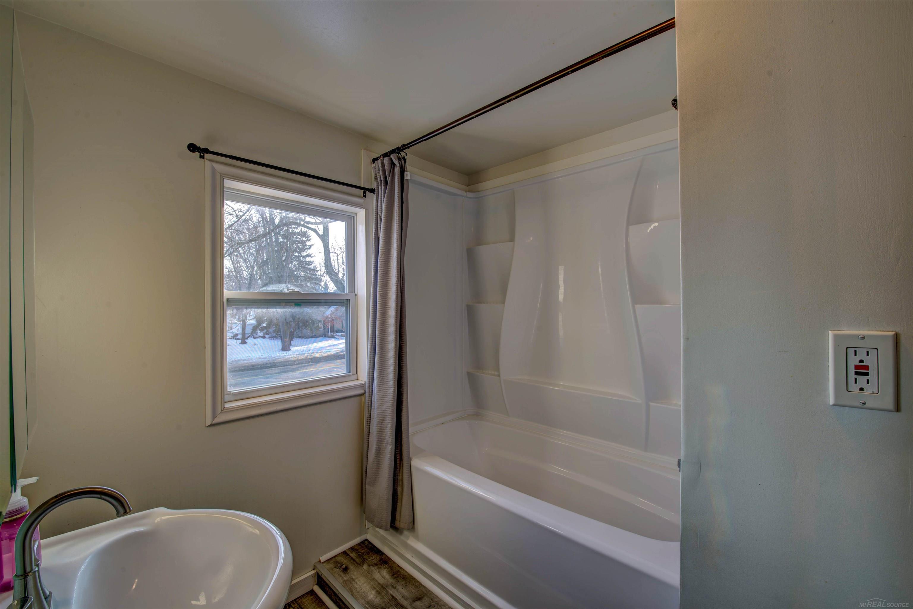 Homes for sale in Sandusky, MI | 270 W Sanilac Rds, Sandusky, MI 48471 | MLS# 50198052