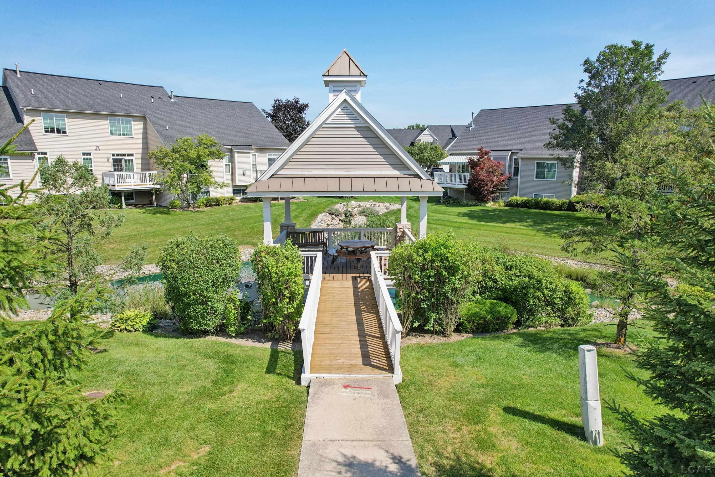 Photo 3 of Condo for sale at 112 Burwyck Park Dr, Saline, MI 48176 | MLS# 56050198138 | Listing updated on 2026-09-25