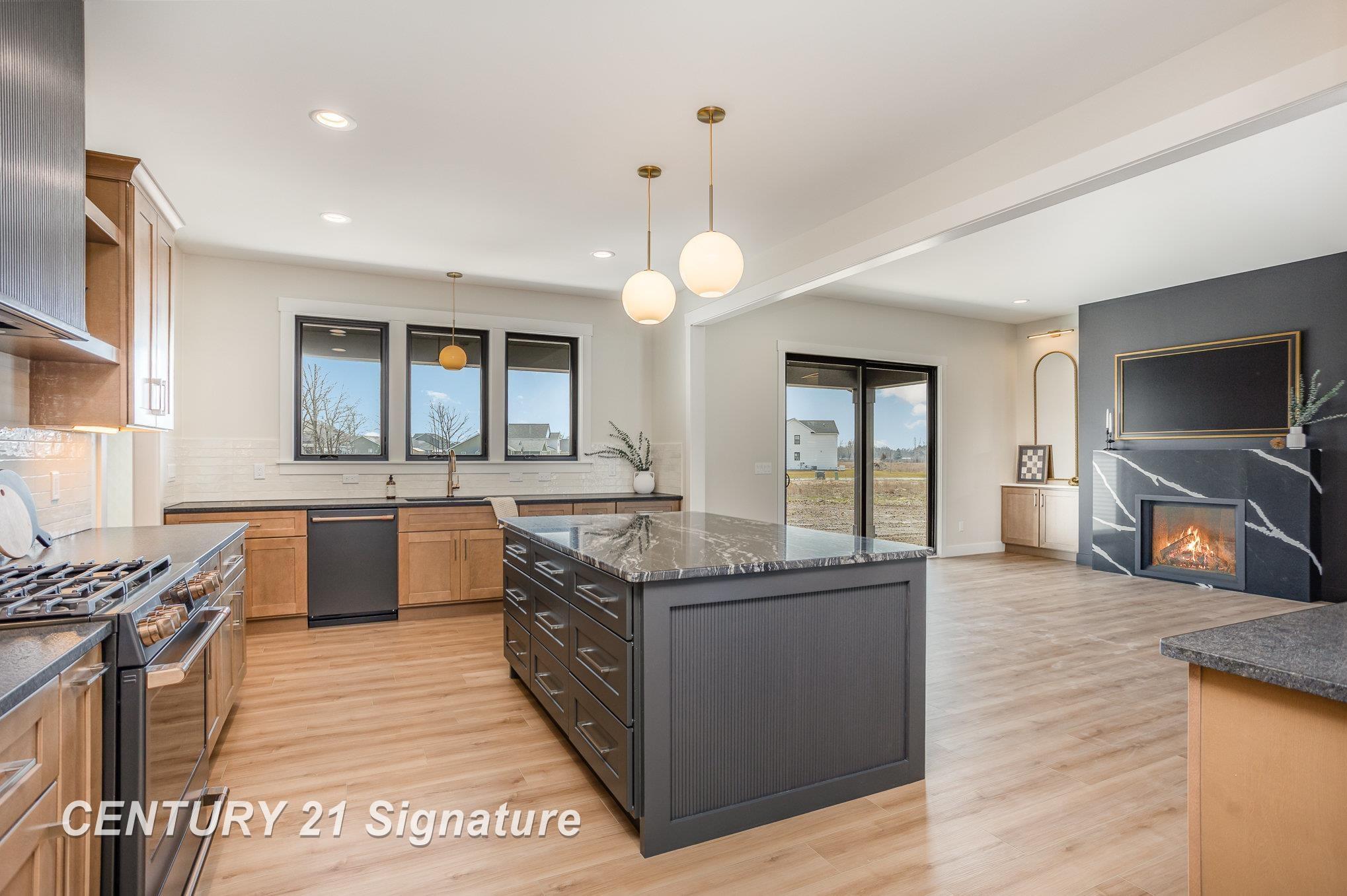 23 E Grove Court, Freeland, MI, 48623