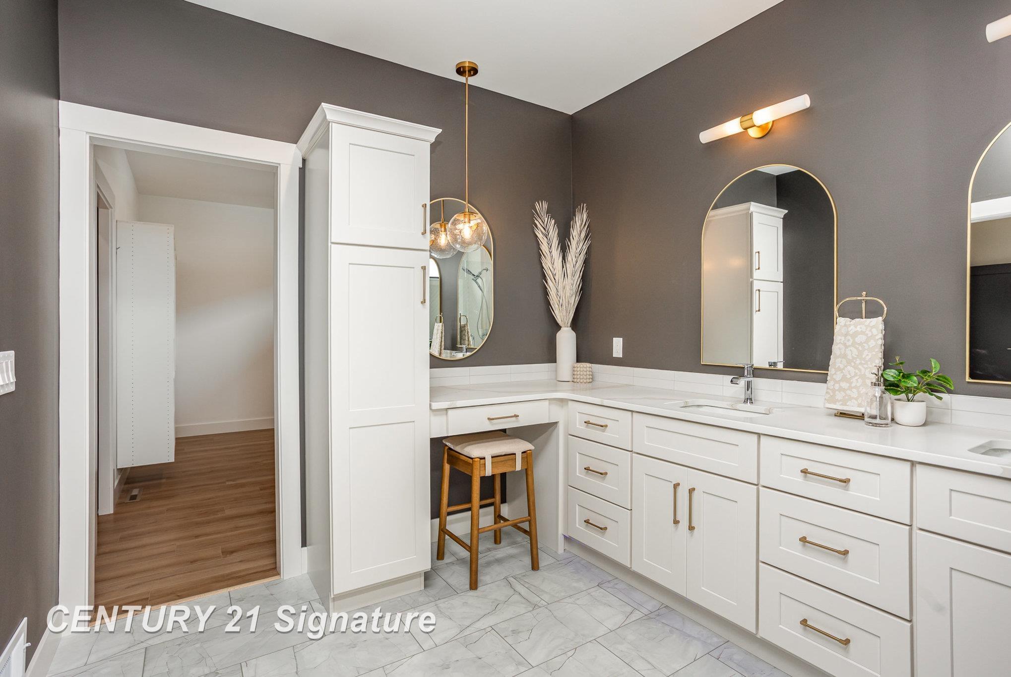 23 E Grove Court, Freeland, MI, 48623