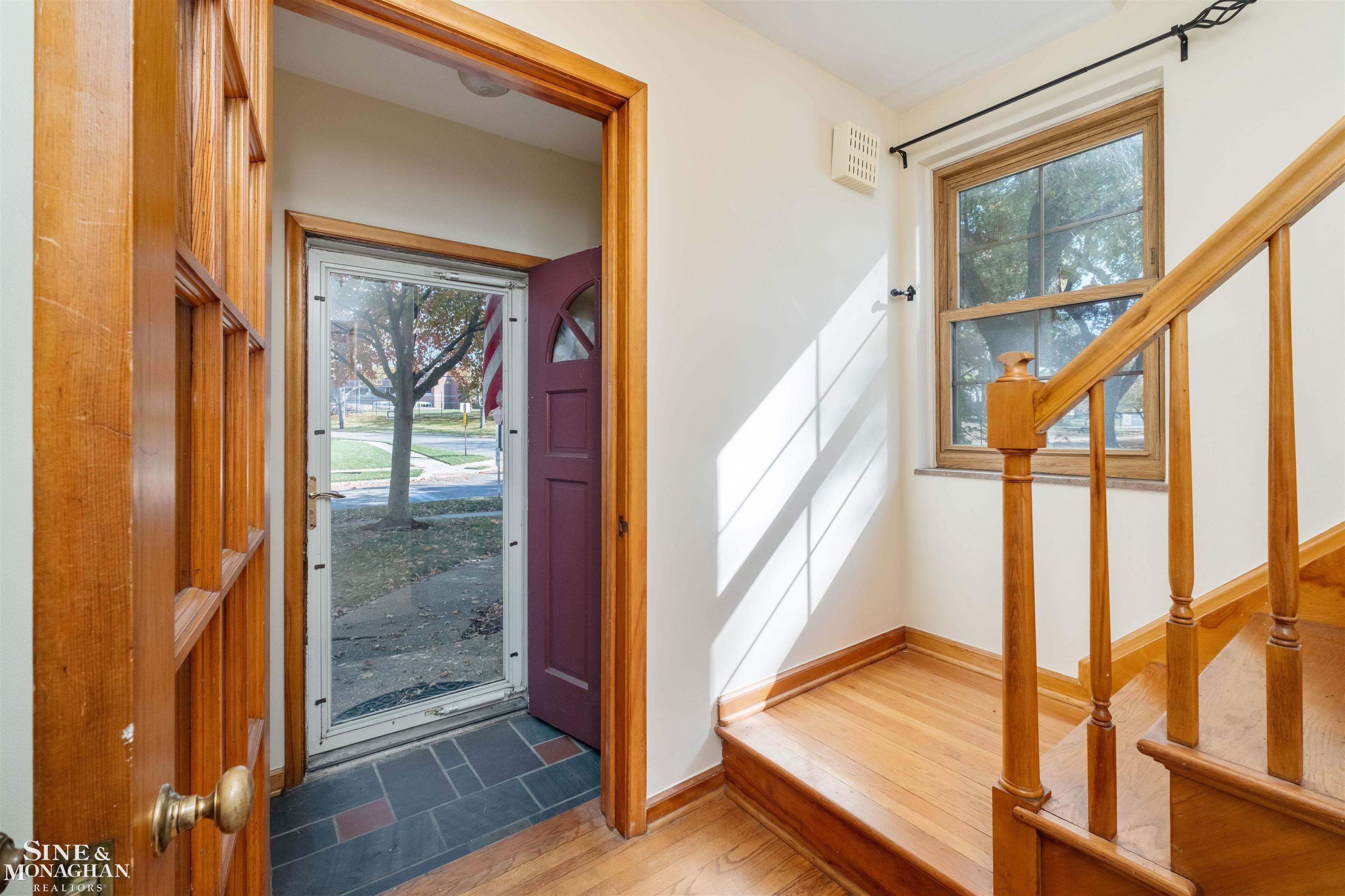 Grosse Pointe Farms, MI, 48236