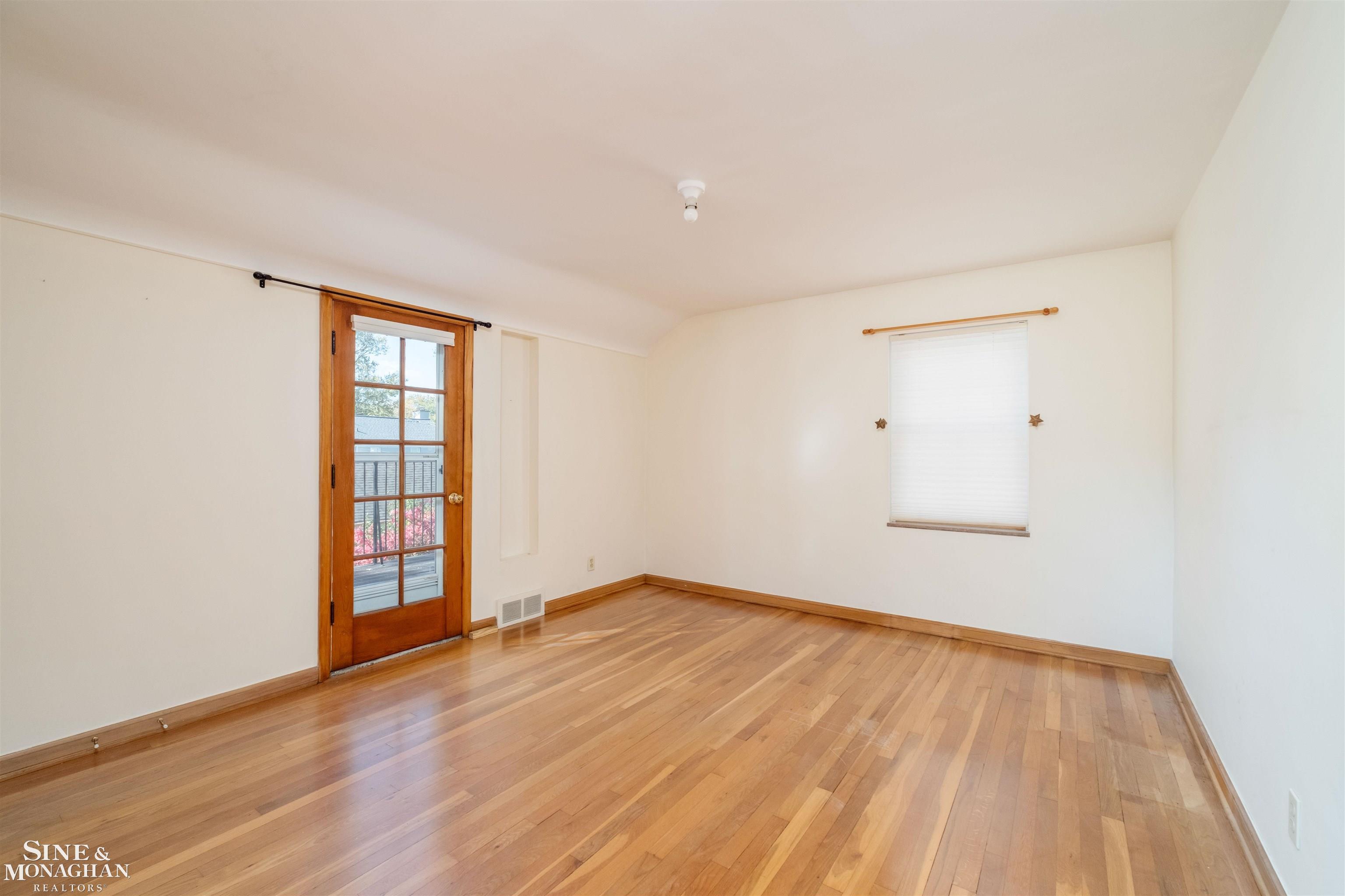 Grosse Pointe Farms, MI, 48236