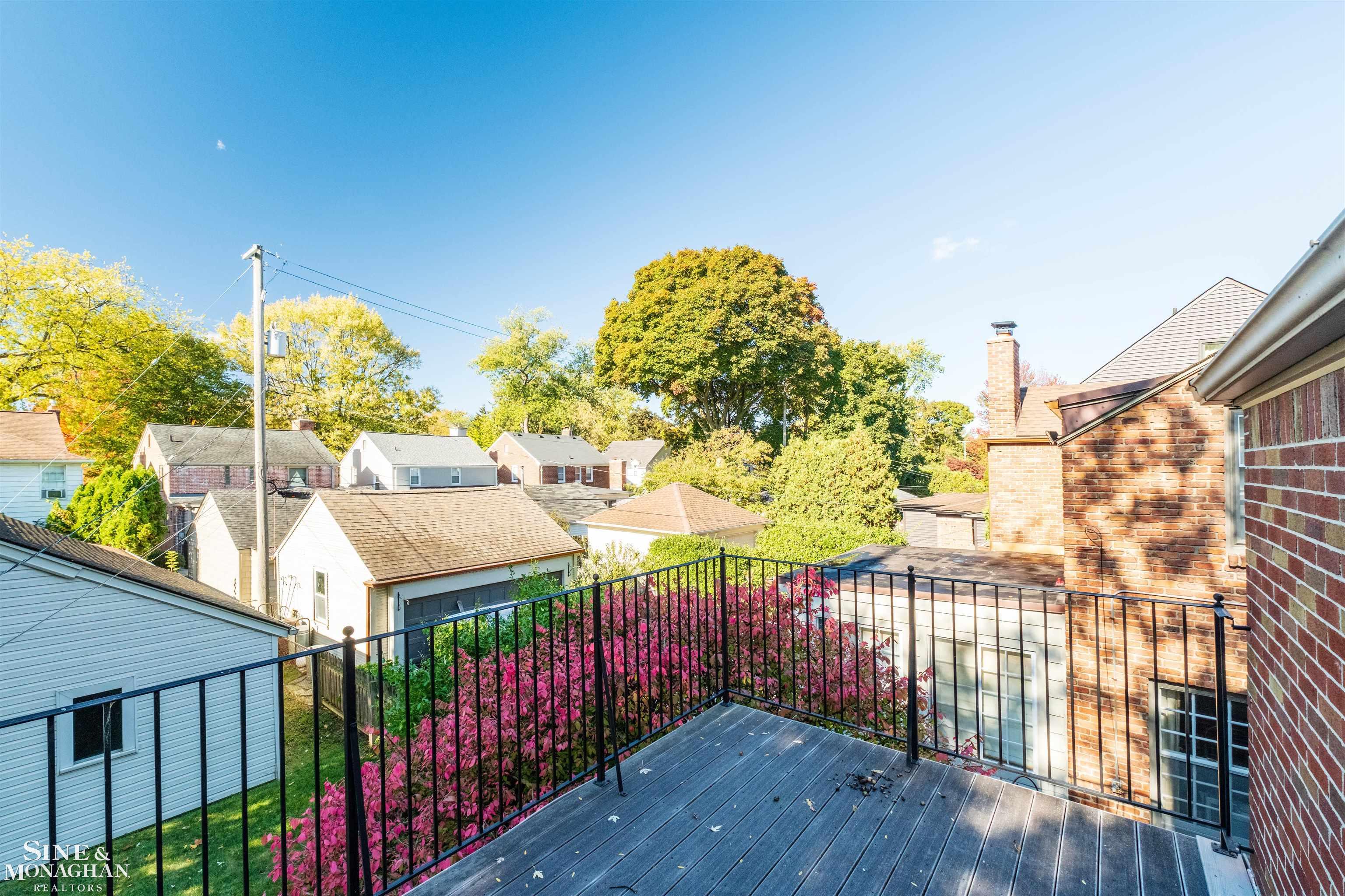 Grosse Pointe Farms, MI, 48236