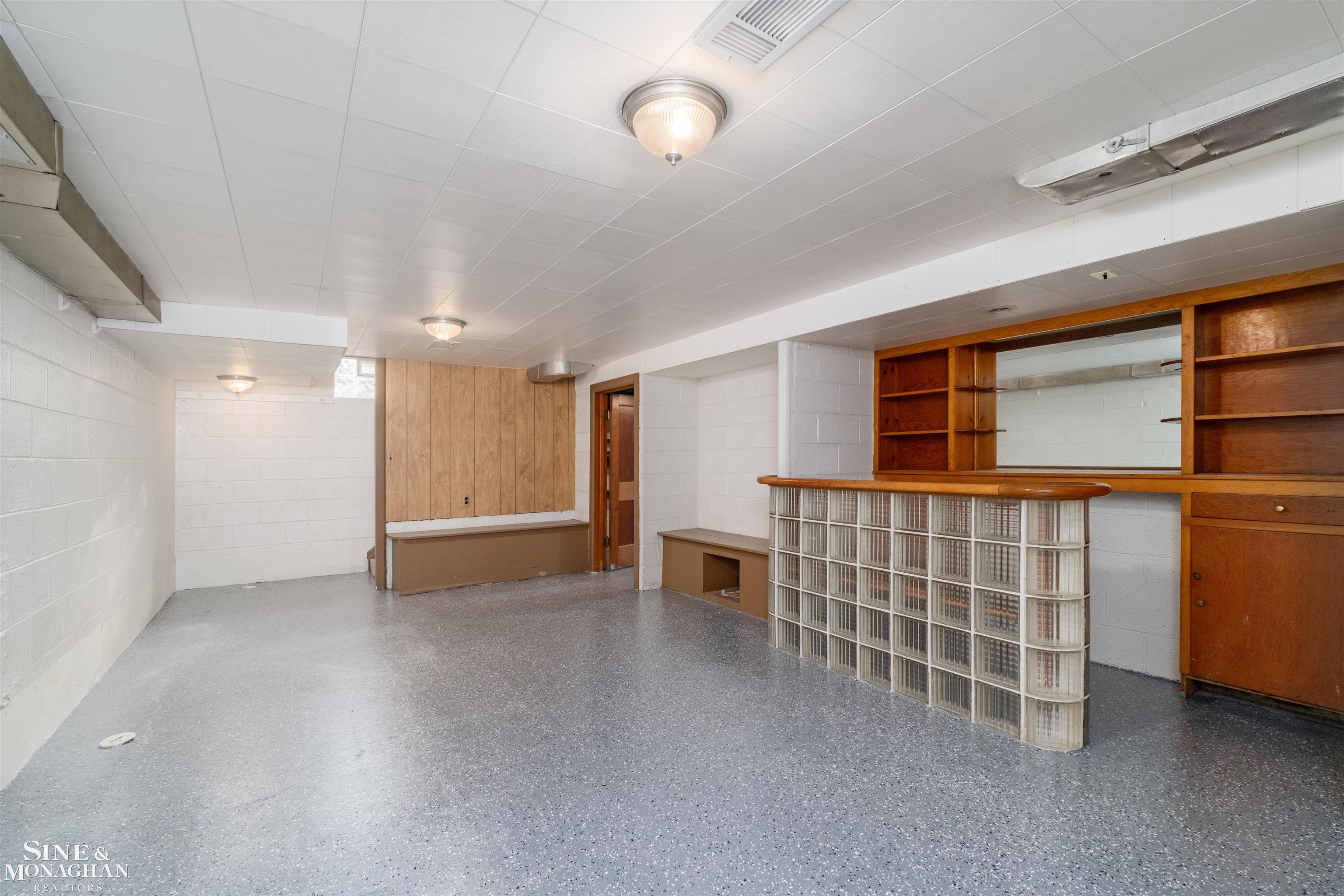 Grosse Pointe Farms, MI, 48236