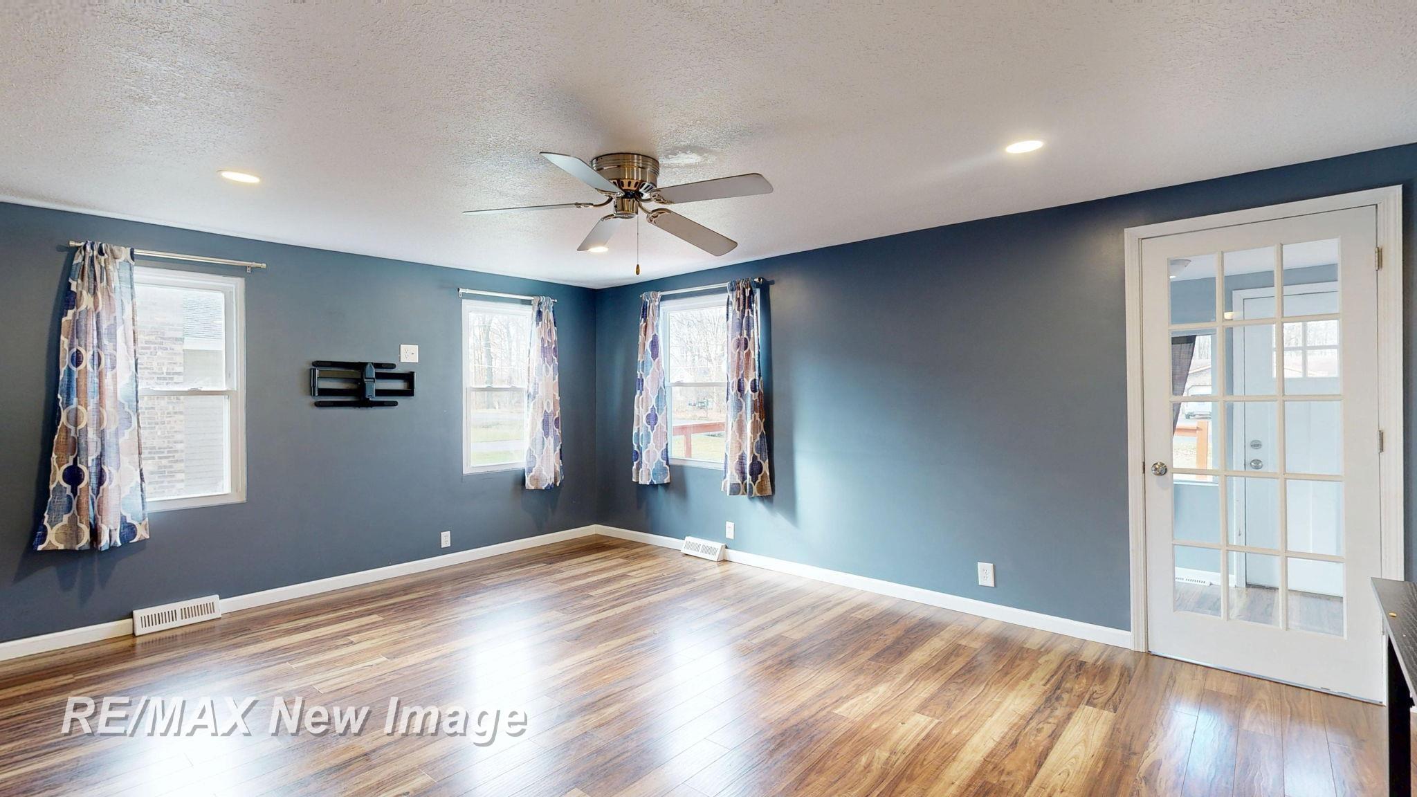 2845 Weigl Road, Saginaw, MI, 48609