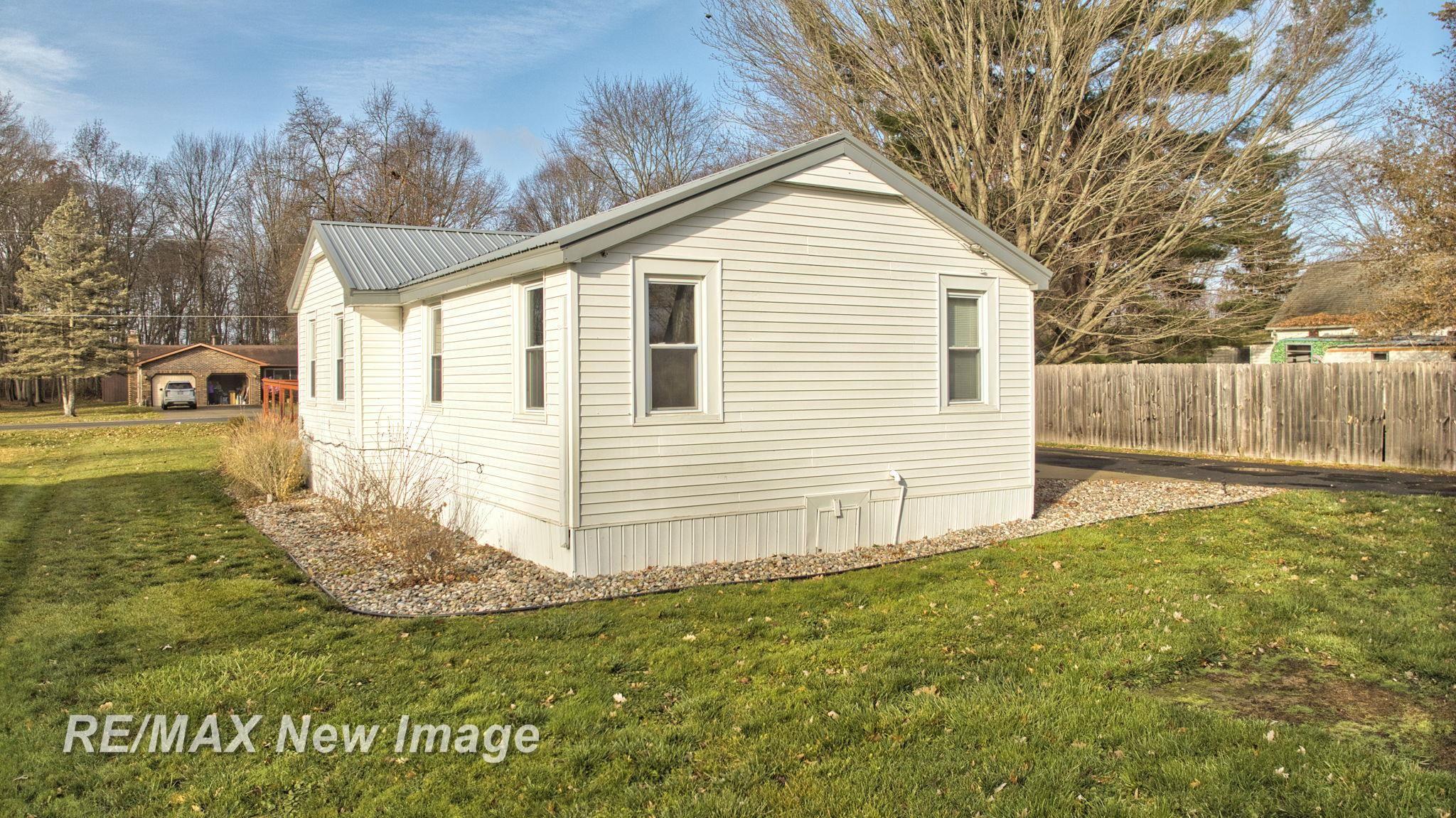 2845 Weigl Road, Saginaw, MI, 48609