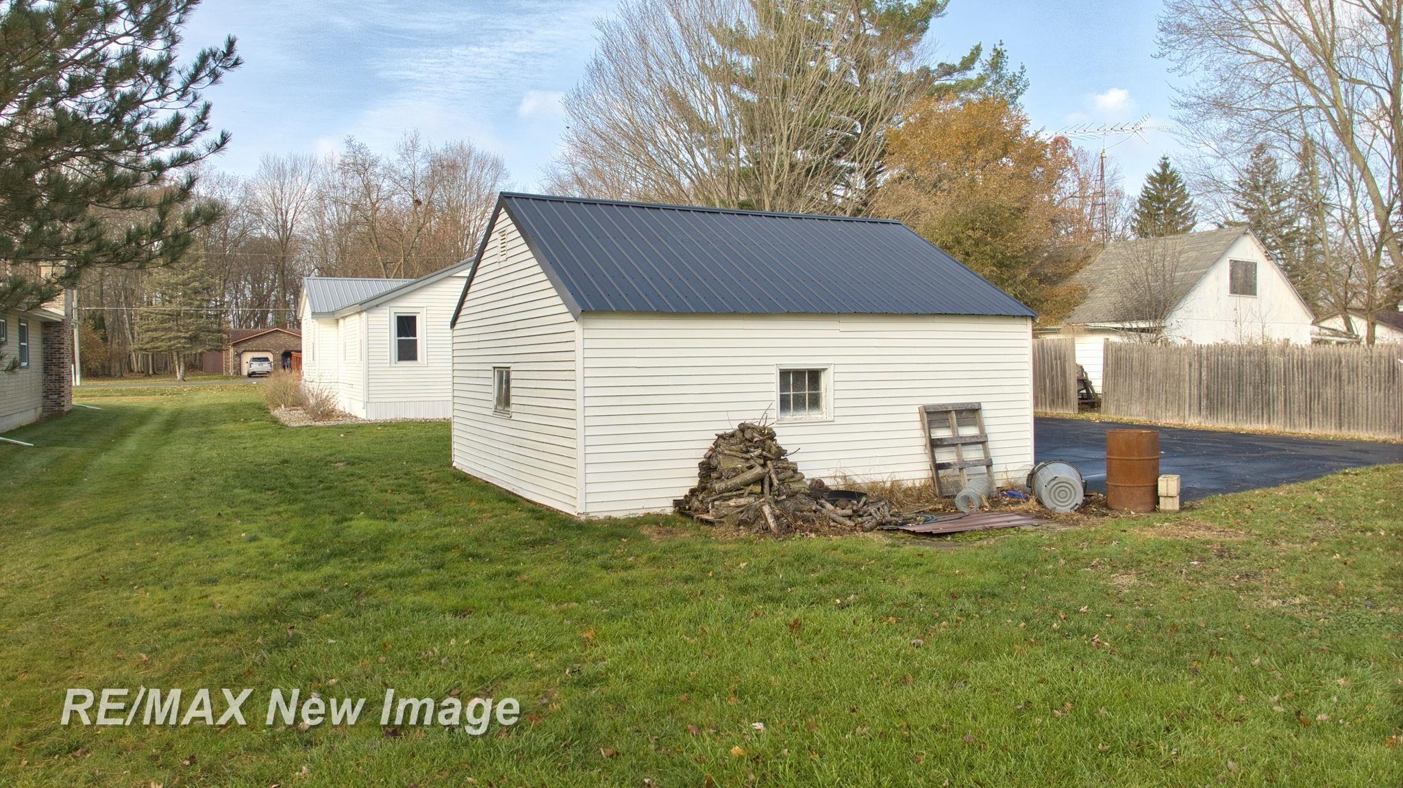 2845 Weigl Road, Saginaw, MI, 48609