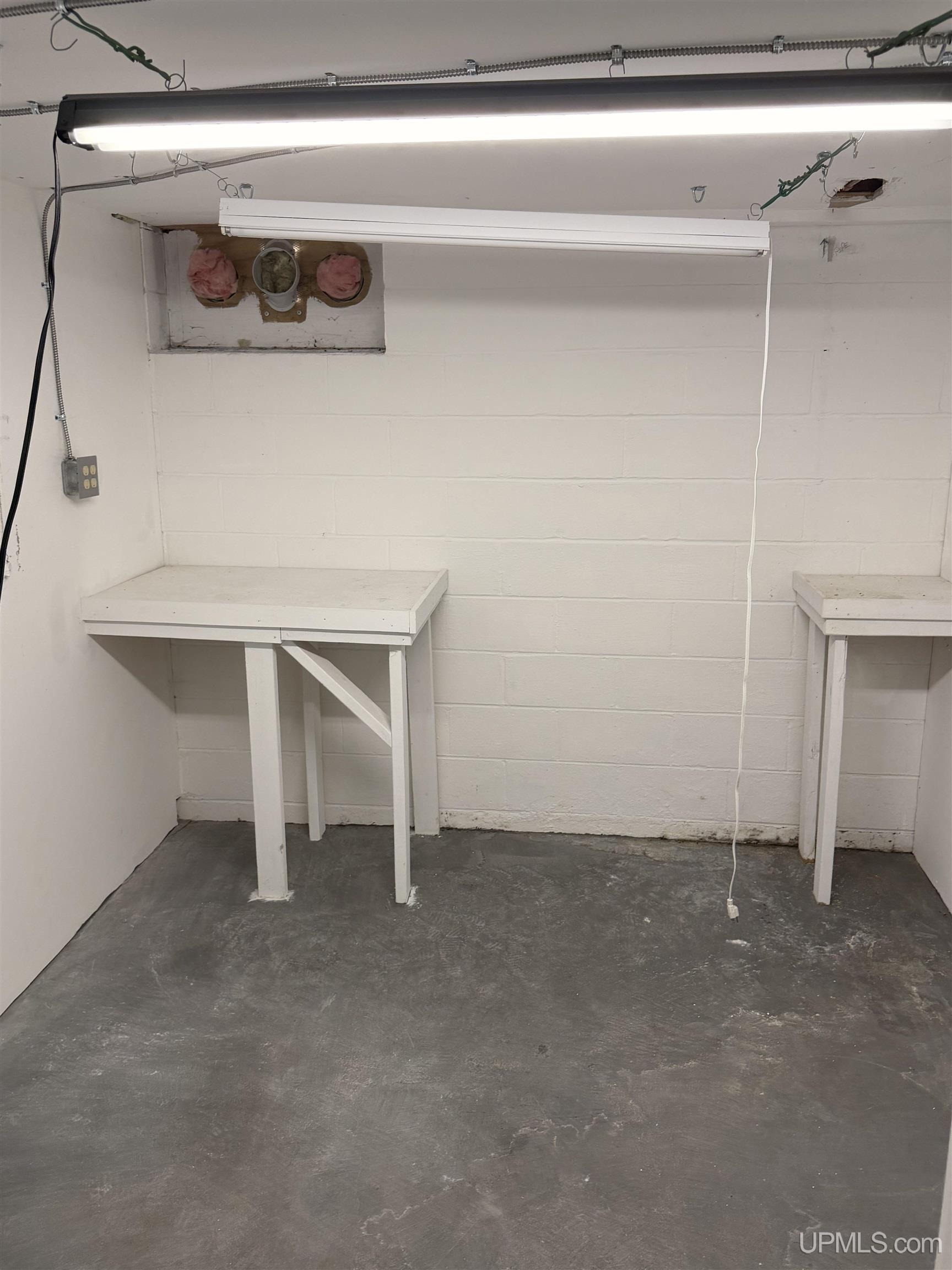 Homes for sale in Manistique, MI | 7035 W County Road 448 Road, Manistique, MI 49854 | MLS# 50198241