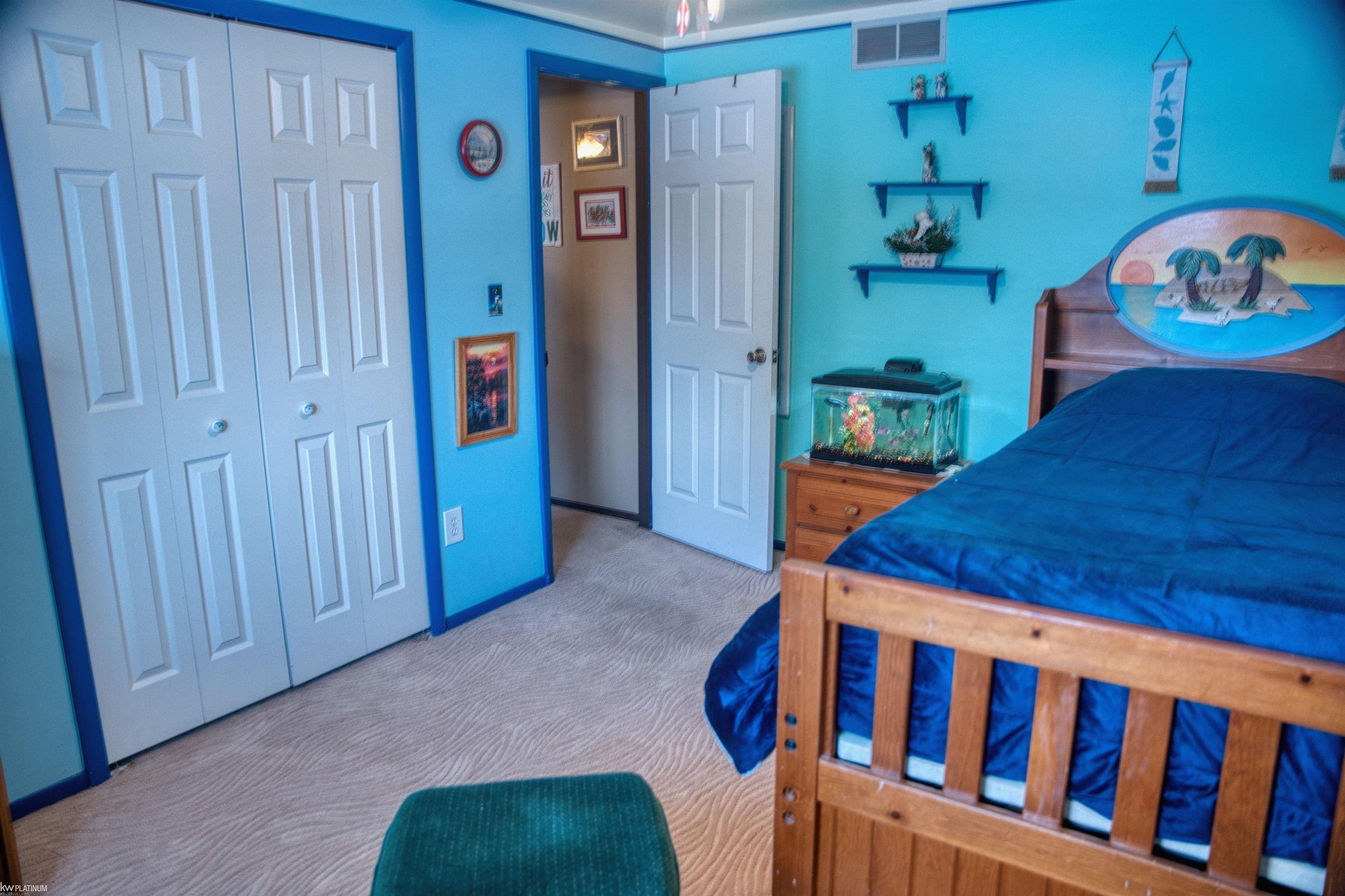 Sterling Heights, MI, 48310