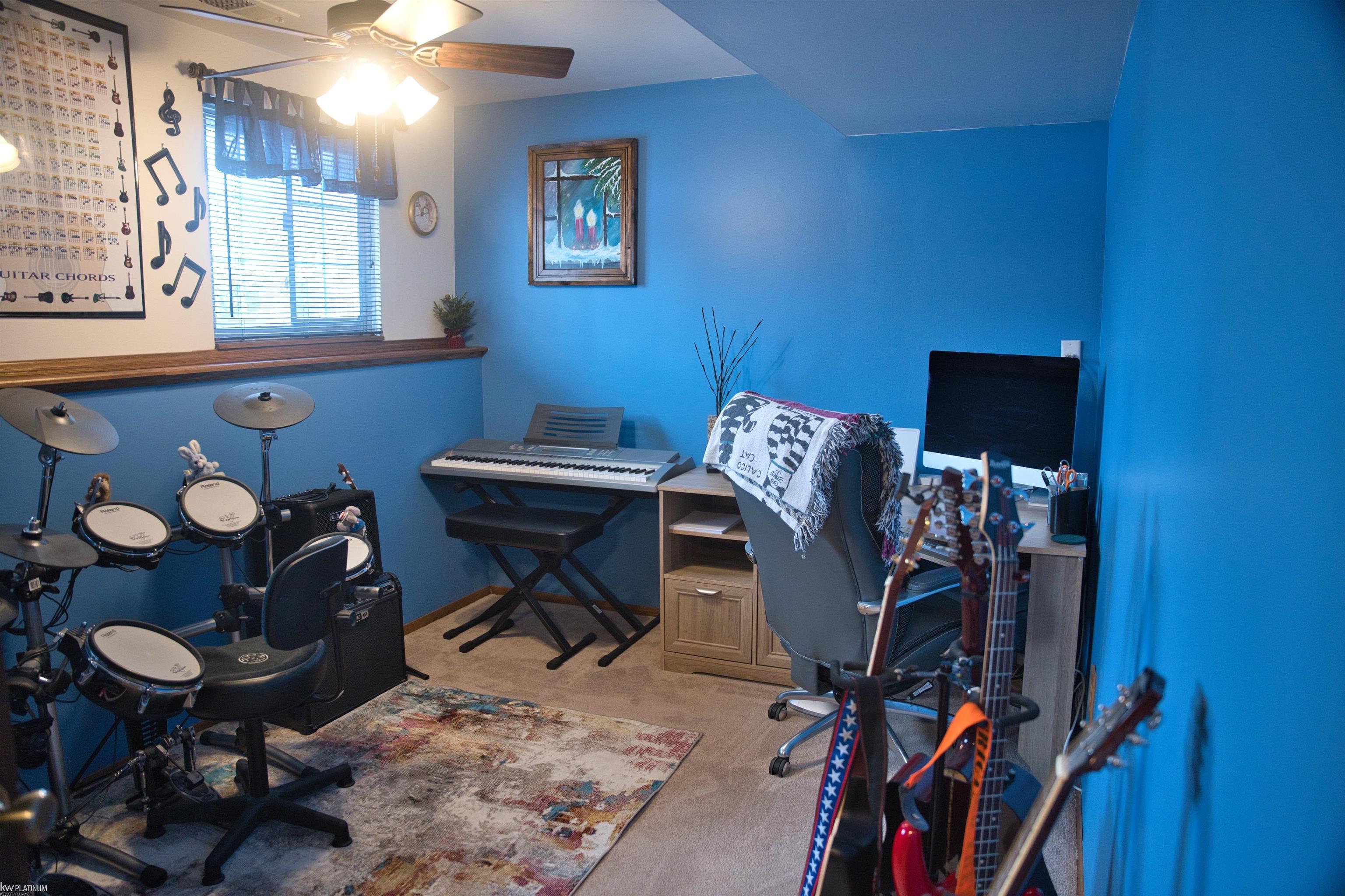 Sterling Heights, MI, 48310