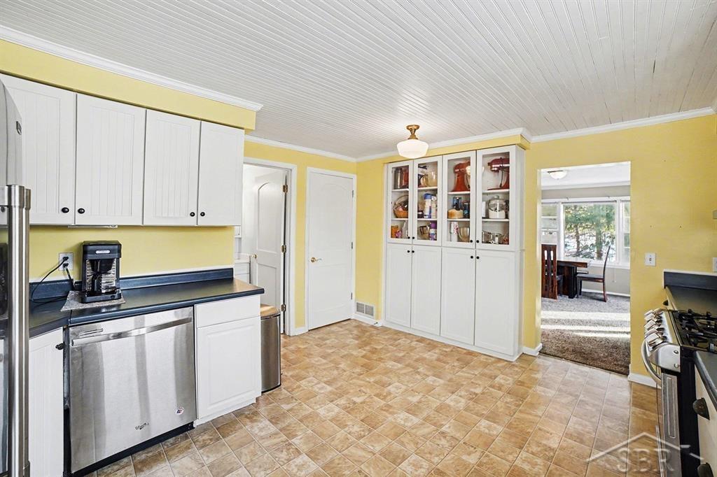 11851 N Crystal Road, Vestaburg, MI, 48891