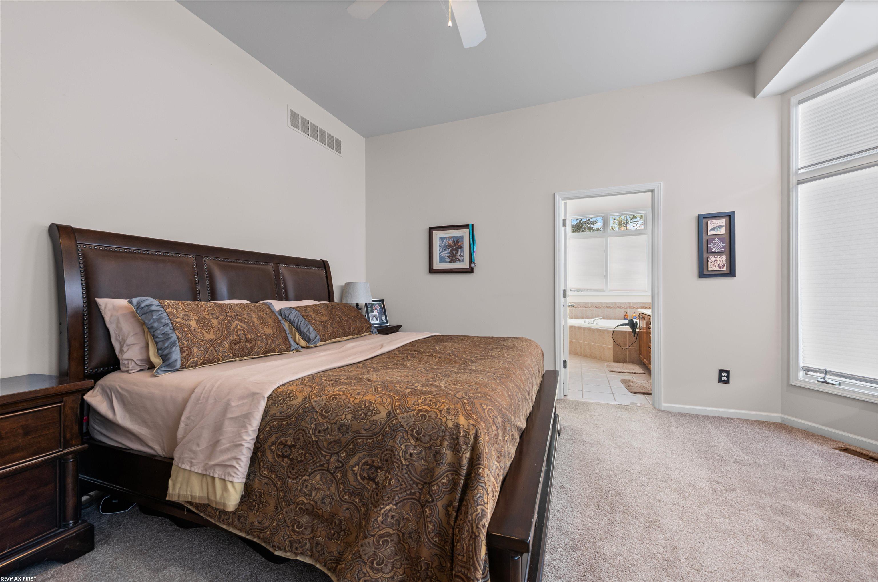 Shelby Twp, MI, 48315