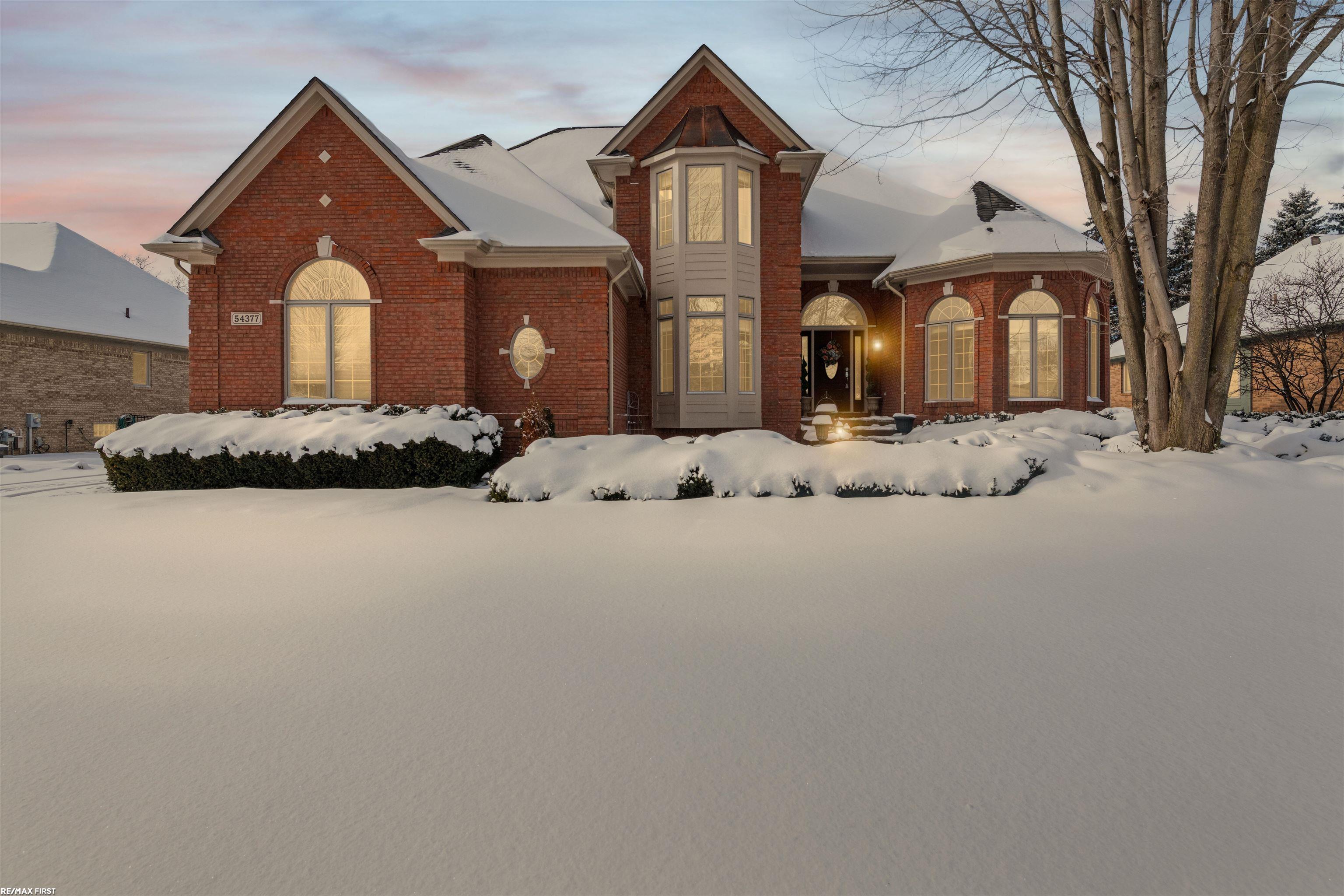 Shelby Twp, MI, 48315