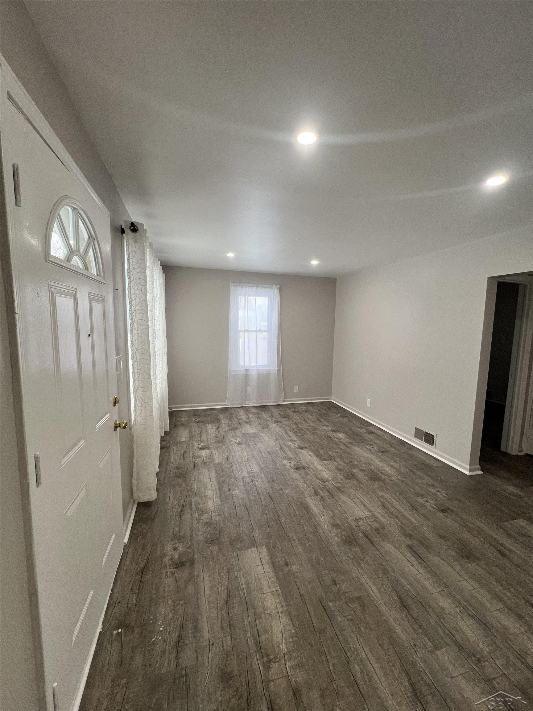 Homes for sale in Carrollton Township Saginaw, MI | 3590 Lincoln St, Carrollton Township Saginaw, MI 48724 | MLS# 61050198323