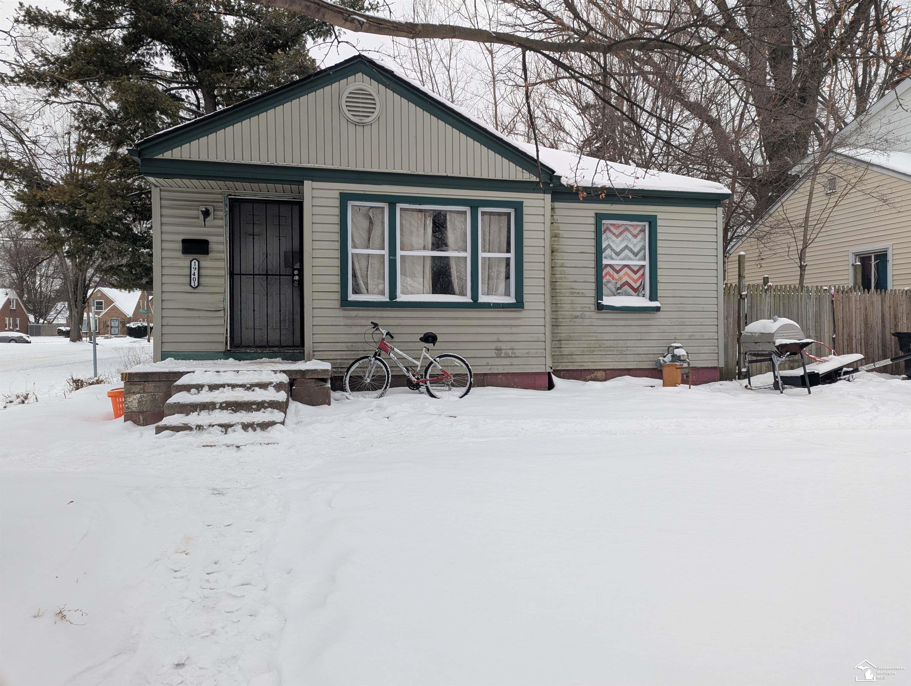 19401 Stout Street, Detroit, MI, 48219