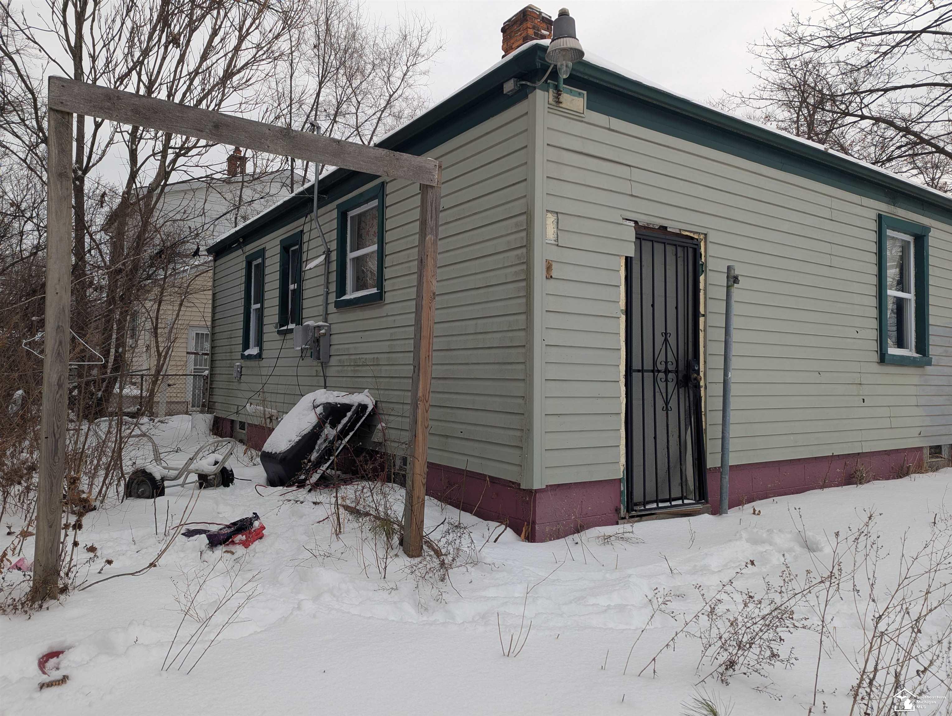 19401 Stout Street, Detroit, MI, 48219