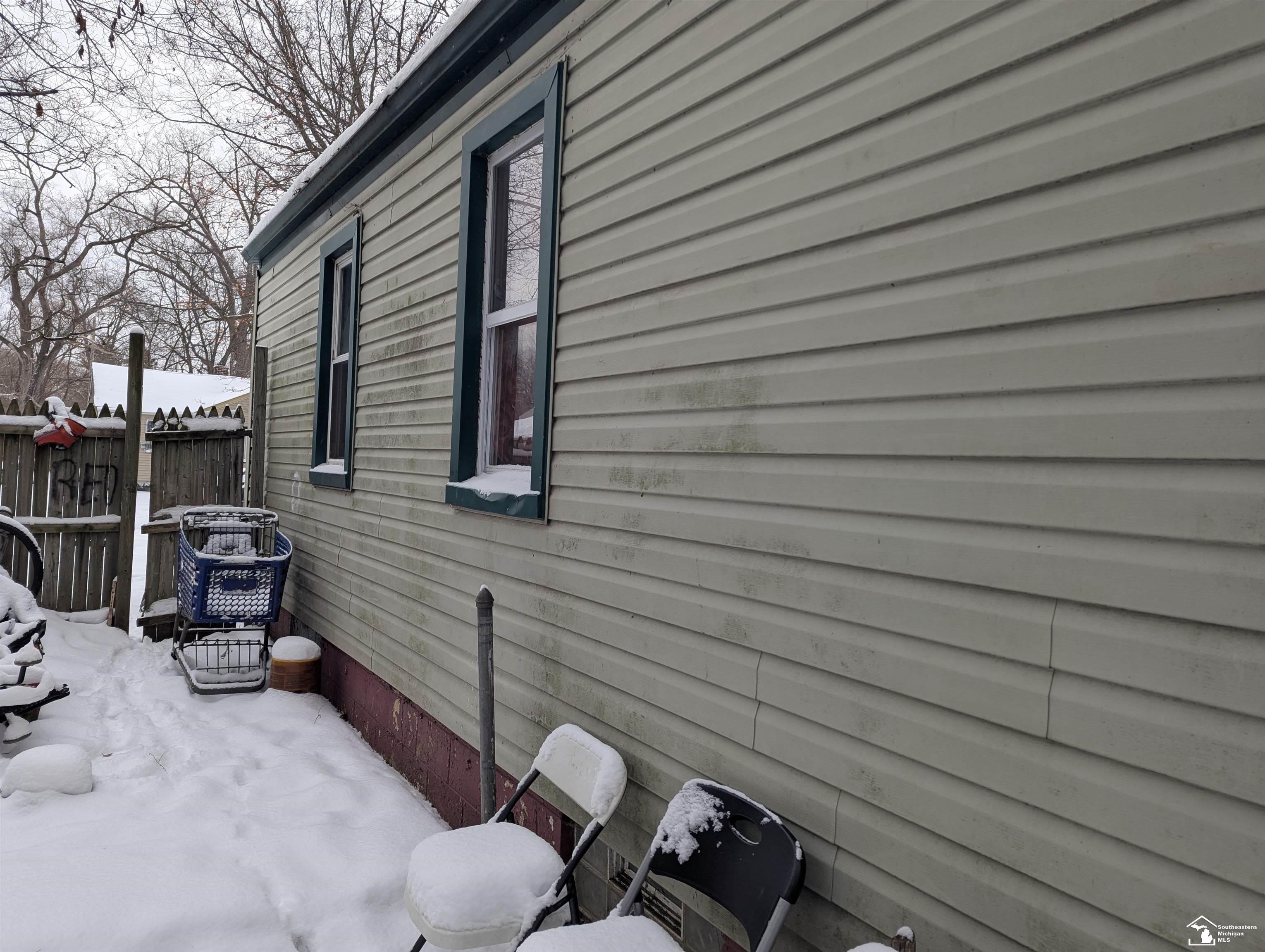 19401 Stout Street, Detroit, MI, 48219