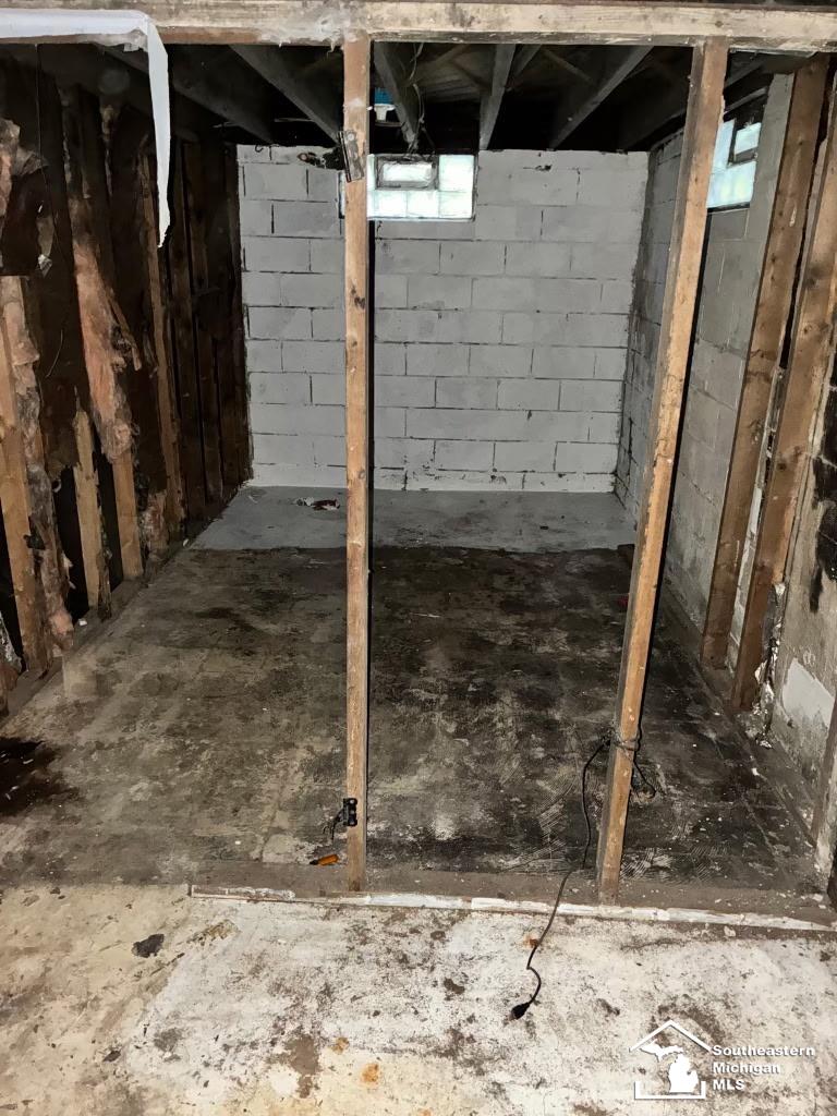 19401 Stout Street, Detroit, MI, 48219