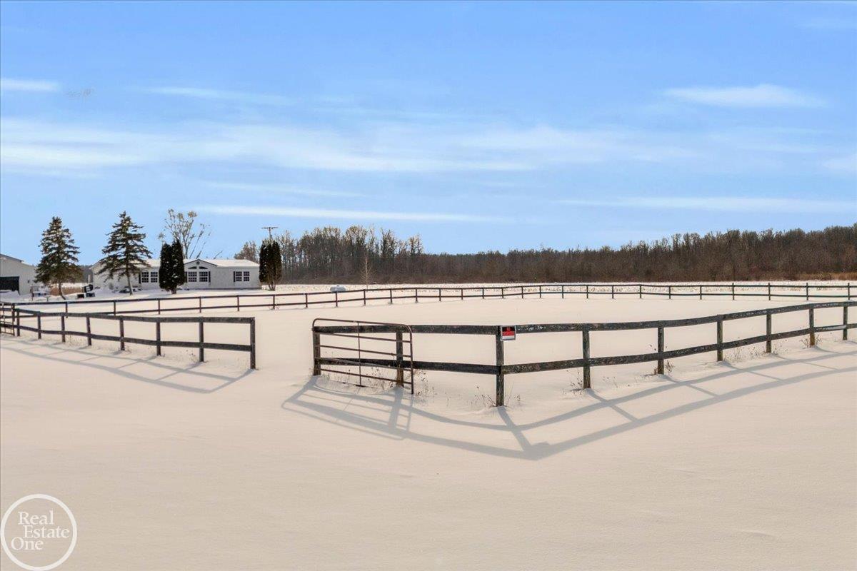 Homes for sale in Greenwood, MI | 7677 Hewitt Rd, Greenwood, MI 48006 | MLS# 50198342