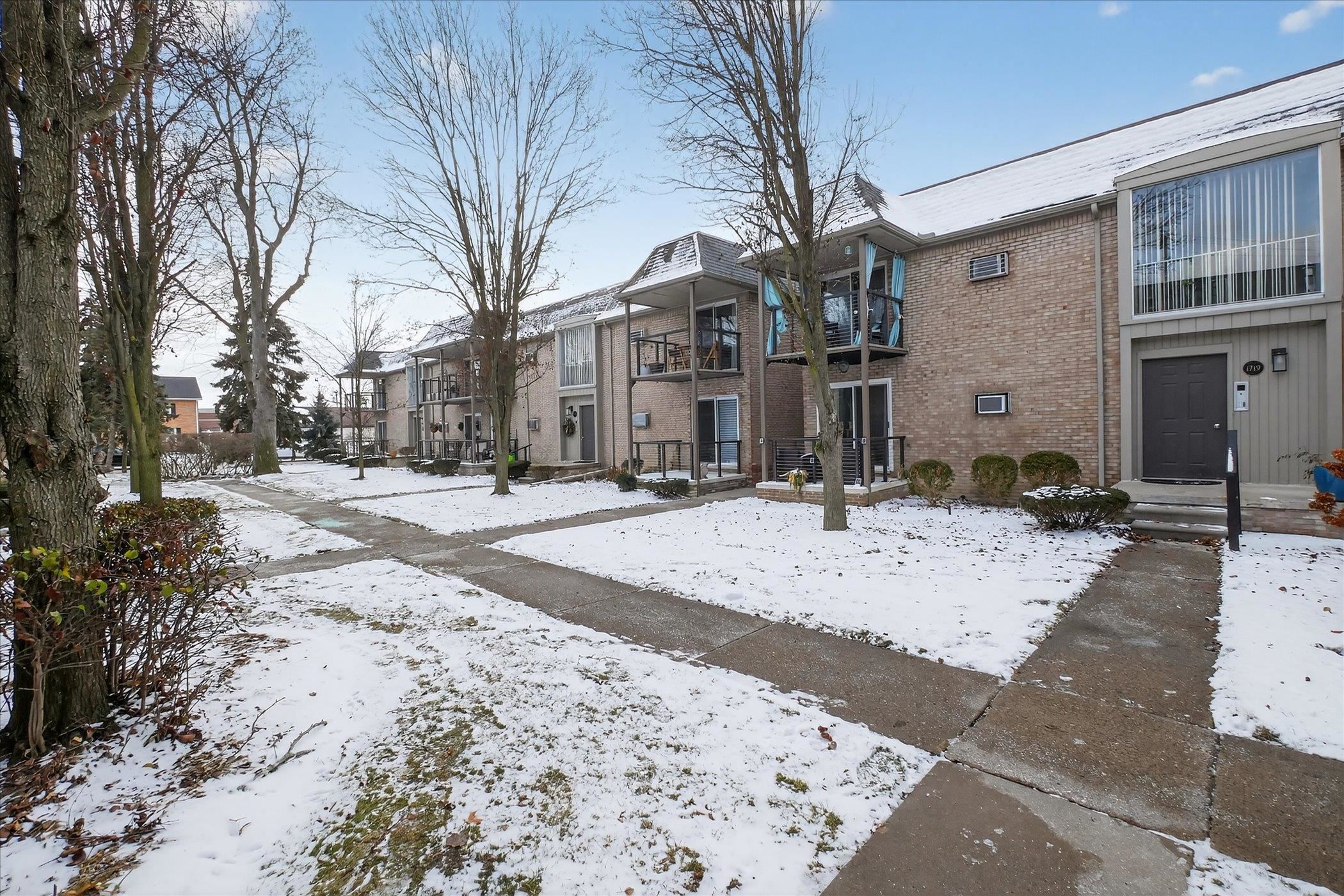 Homes for sale in Birmingham, MI | 1723 E 14 Mile Rd #B, Birmingham, MI 48009 | MLS# 50198358