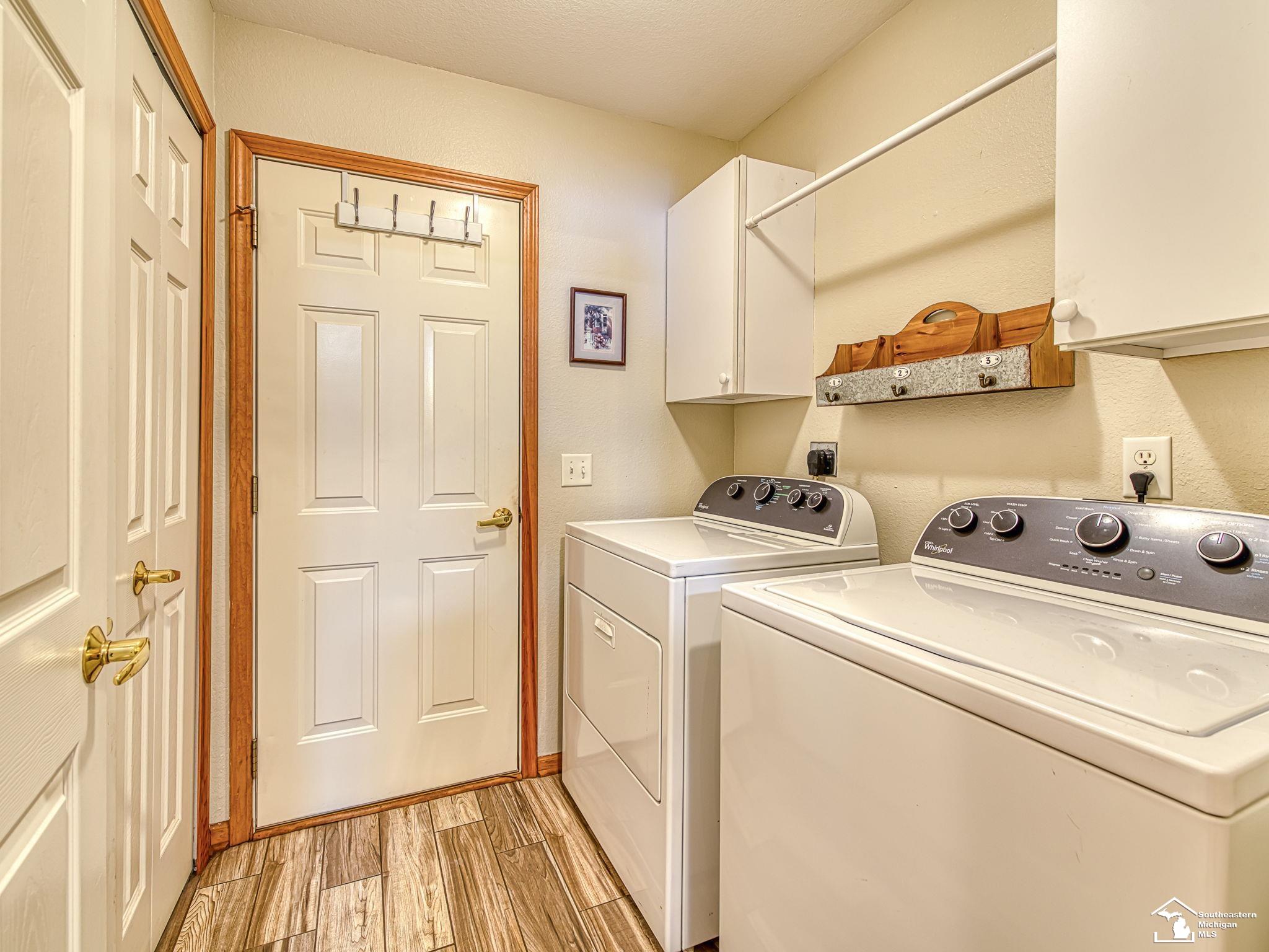 Temperance, MI, 48182