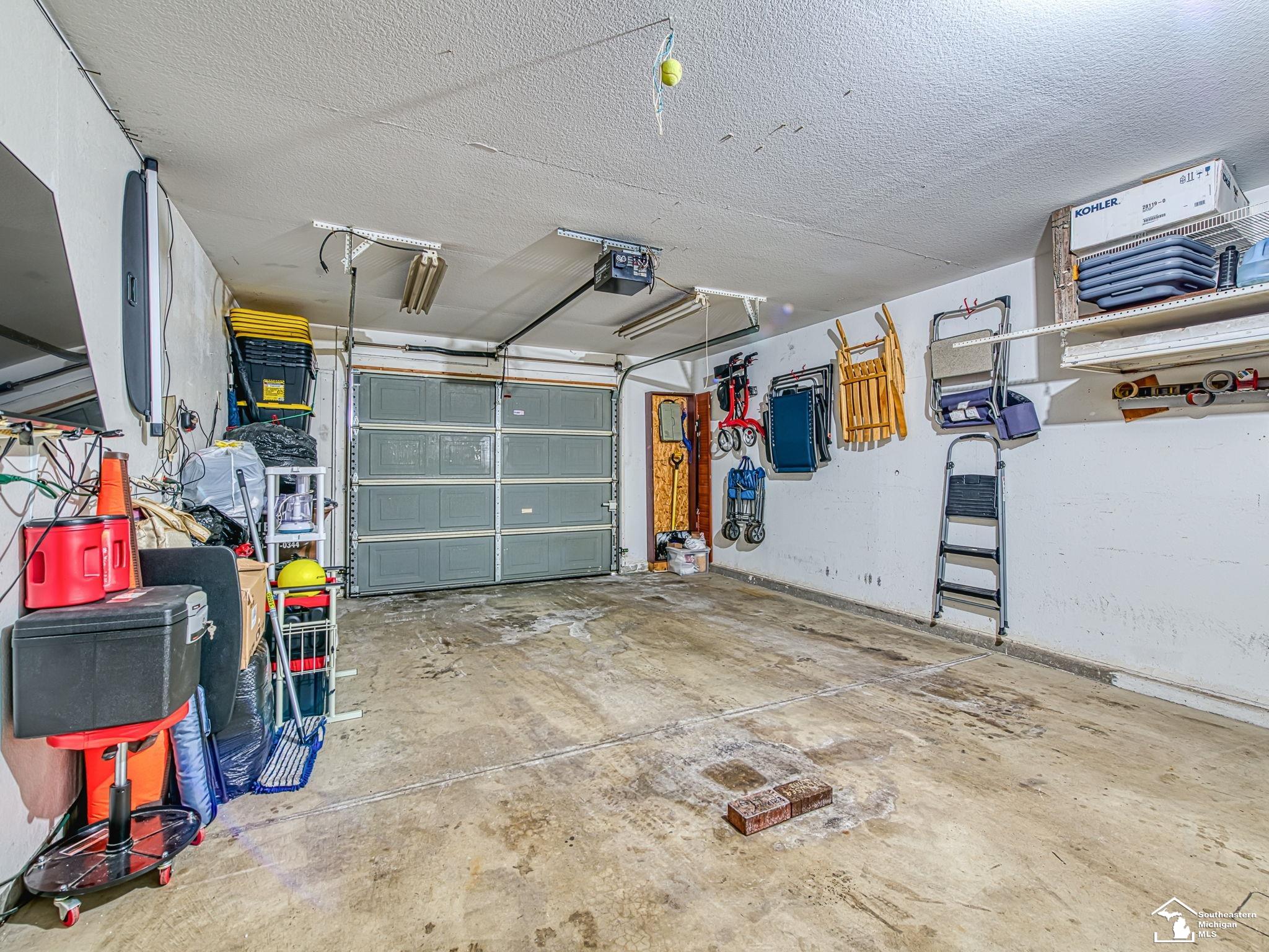 Temperance, MI, 48182