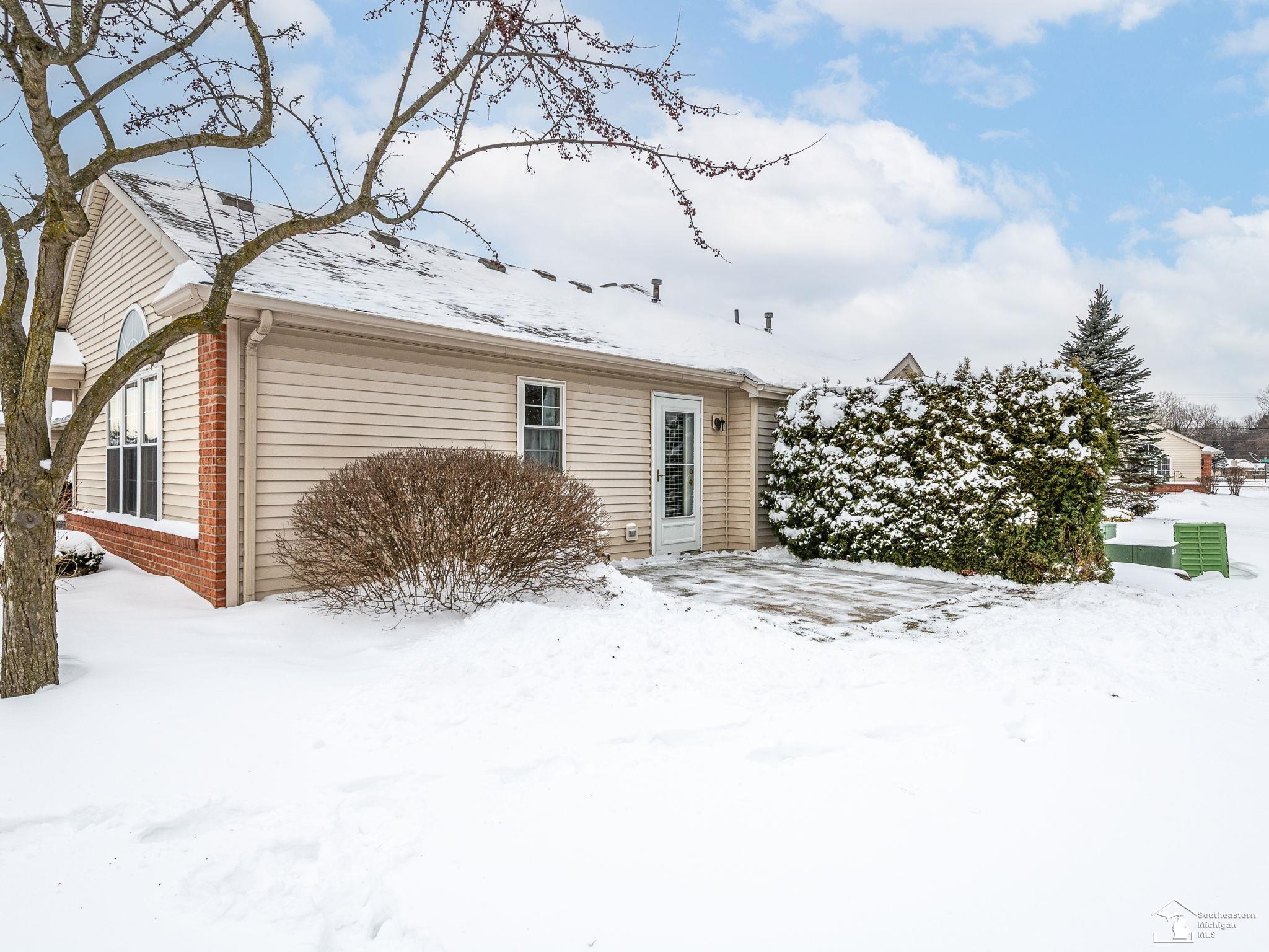 Temperance, MI, 48182