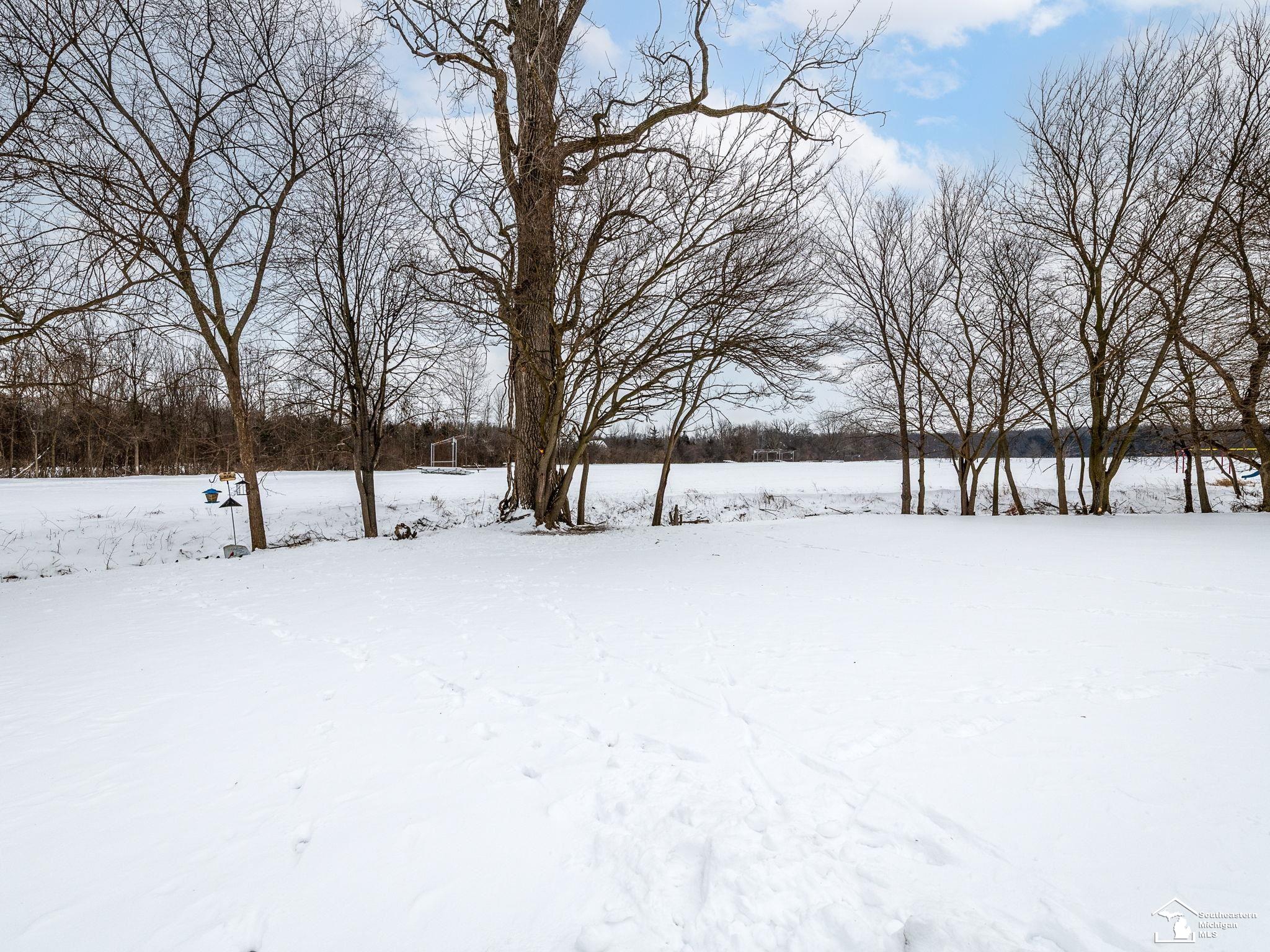 Temperance, MI, 48182