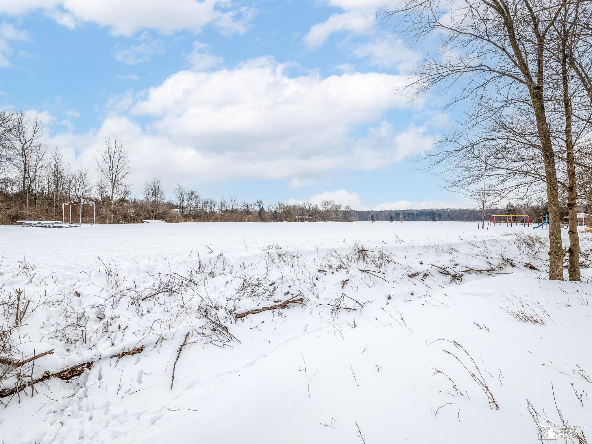 Temperance, MI, 48182