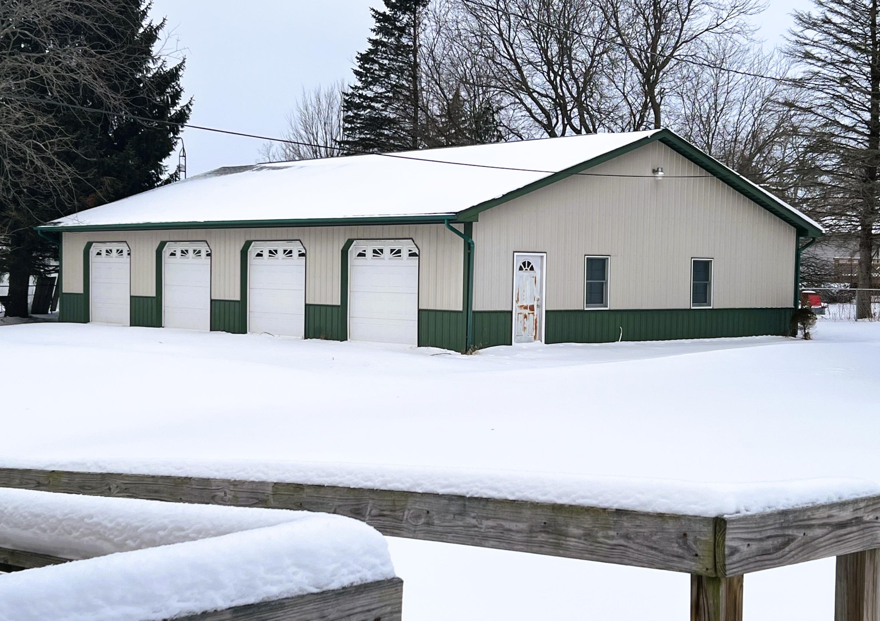 Homes for sale in Perry, MI | 12395 S M 52 Rd, Perry, MI 48872 | MLS# 50198398