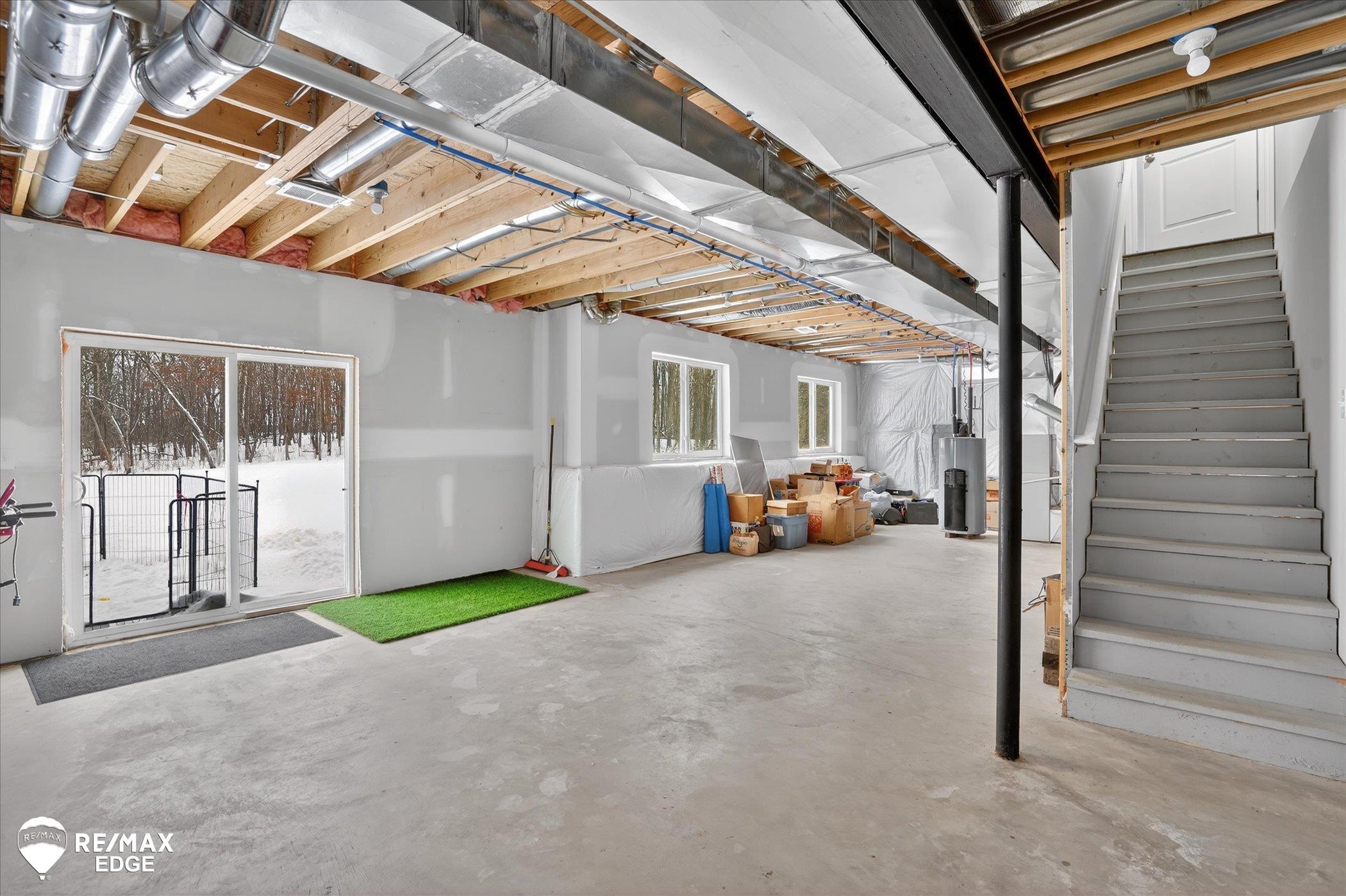 8224 Peninsula Circle, Grand Blanc, MI, 48439