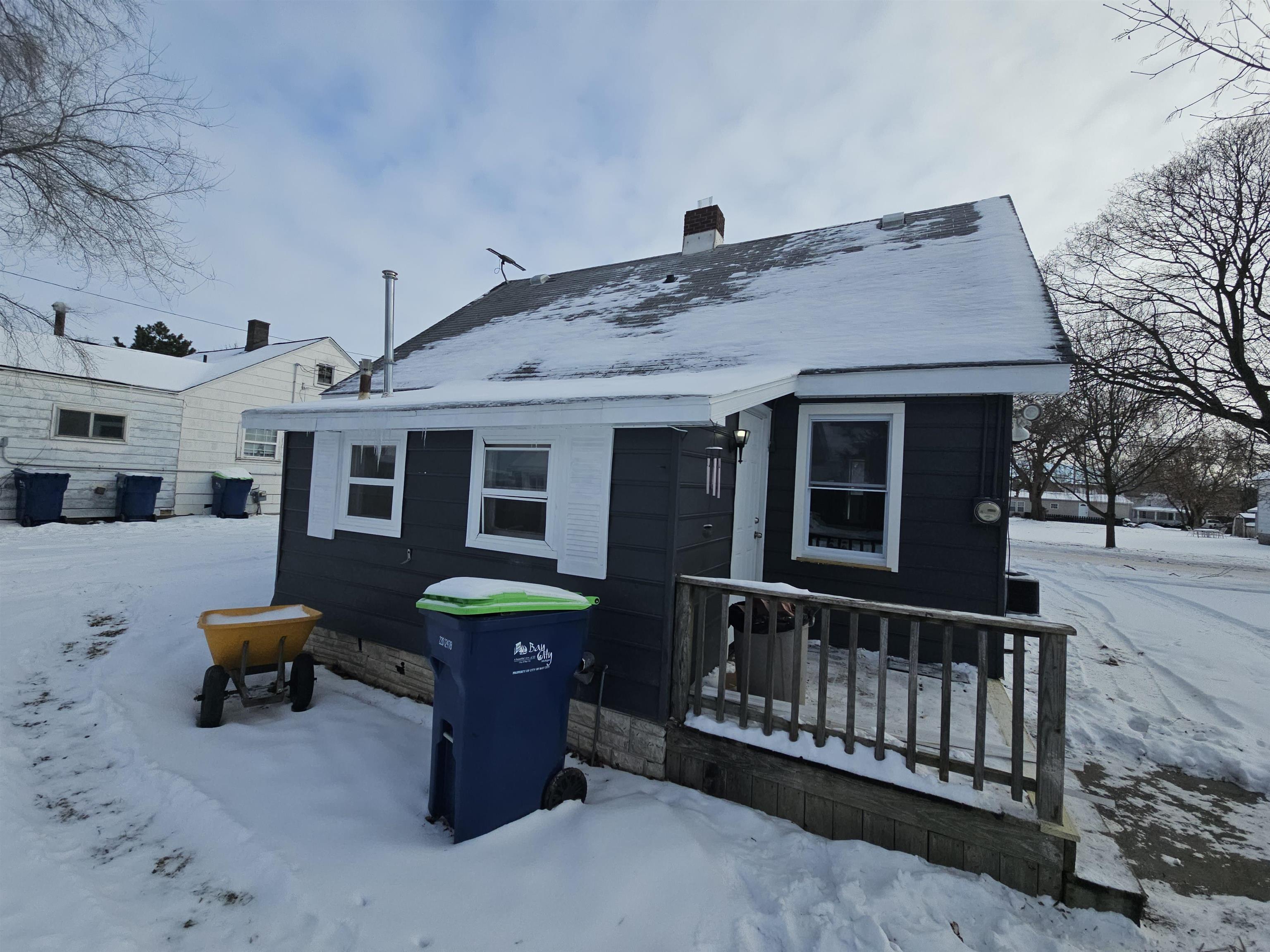 Homes for sale in Bay City, MI | 409 Lasalle St, Bay City, MI 48706 | MLS# 50198432