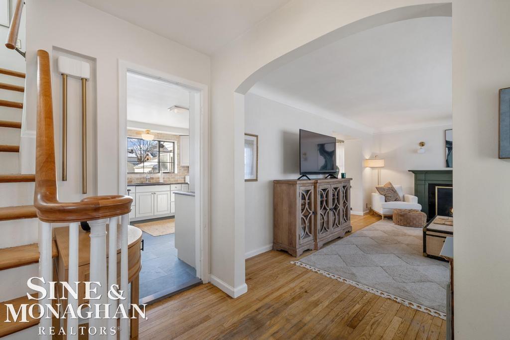 Homes for sale in Grosse Pointe Woods, MI | 1971 Littlestone Rd, Grosse Pointe Woods, MI 48236 | MLS# 50198437