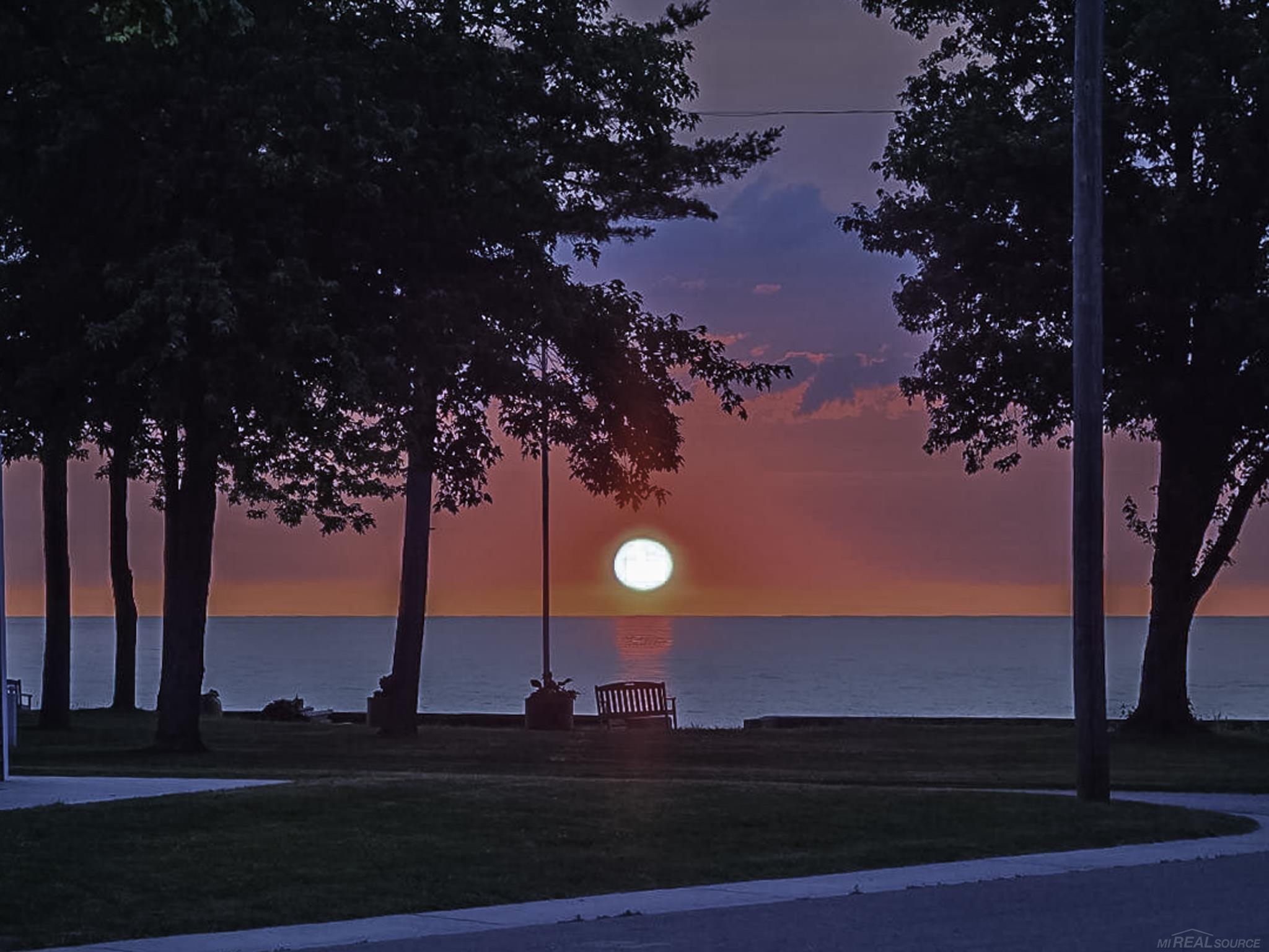 Homes for sale in Fort Gratiot, MI | 3055 Maplewood Dr, Fort Gratiot, MI 48059 | MLS# 50198442