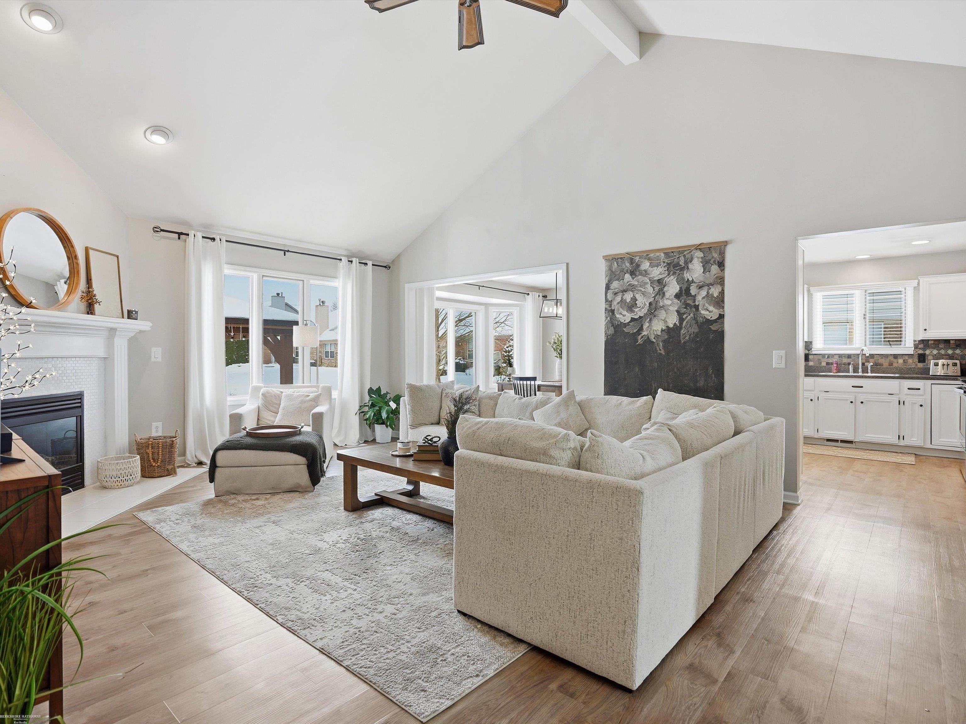 Homes for sale in New Baltimore, MI | 54537 Pine St, New Baltimore, MI 48047 | MLS# 50198466