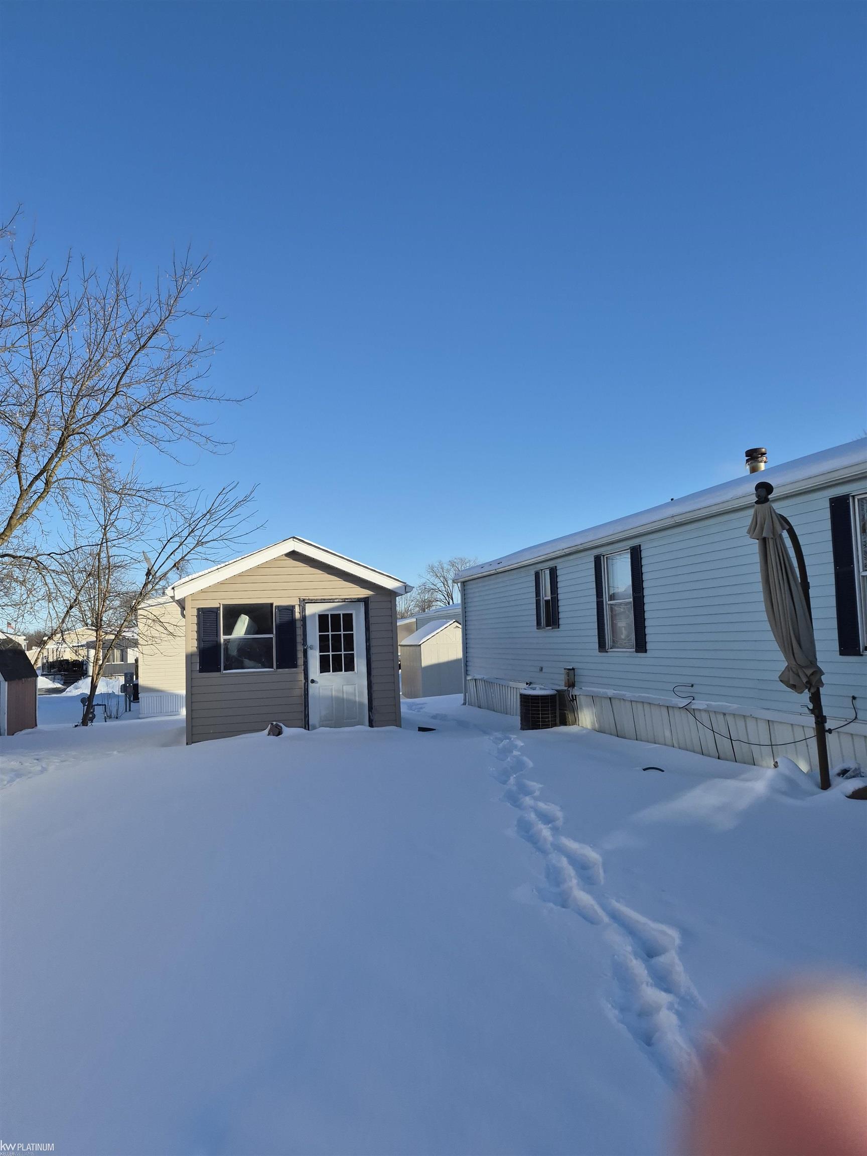 Homes for sale in Casco Township St Clair, MI | 5238 Bud Ln, Casco Township St Clair, MI 48064 | MLS# 58050198474