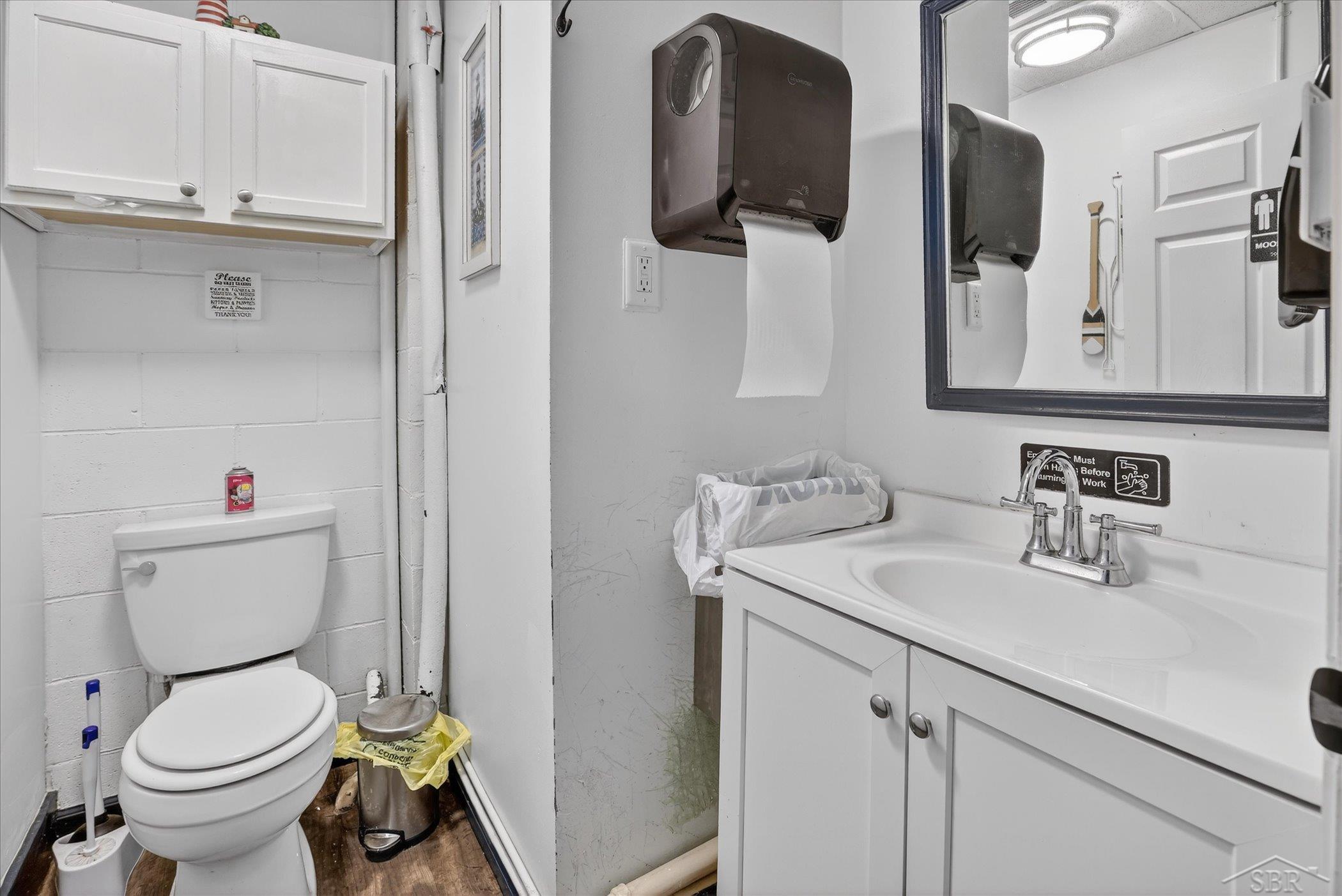 5937 W Higgins Lake Drive, Roscommon, MI, 48653