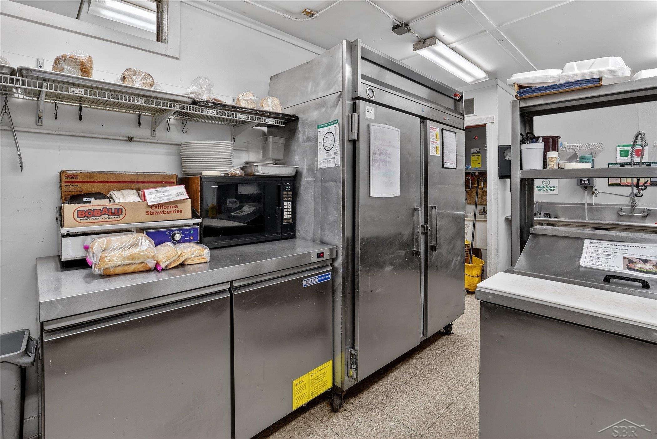 5937 W Higgins Lake Drive, Roscommon, MI, 48653